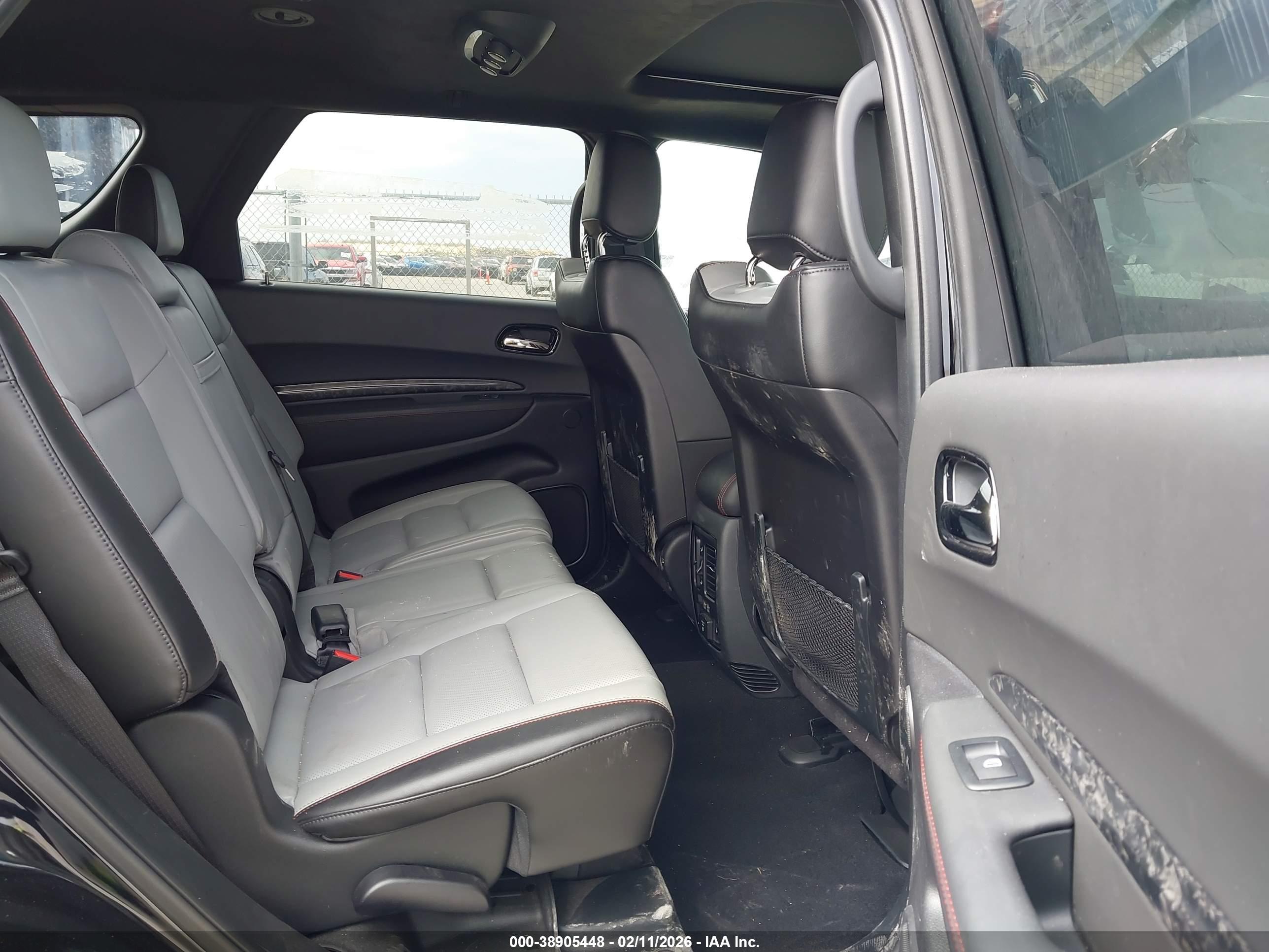 DODGE DURANGO image 8