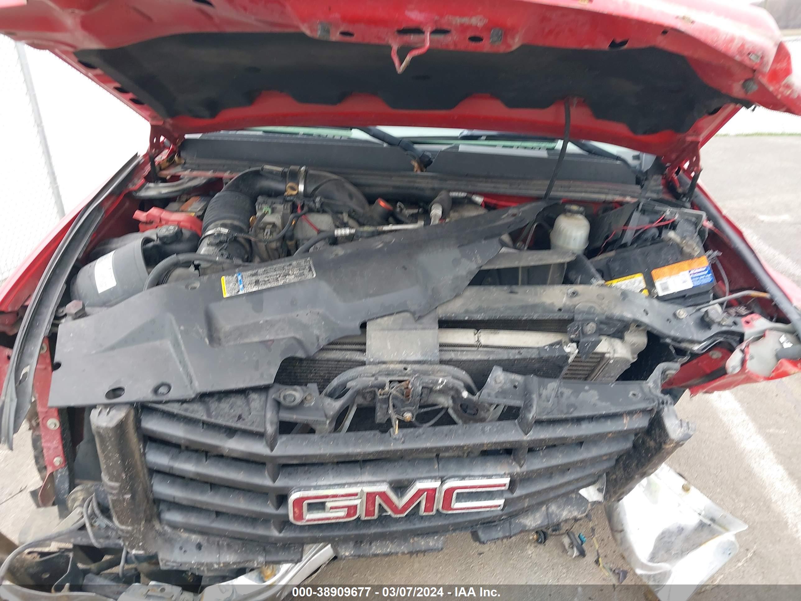 GMC SIERRA image 10