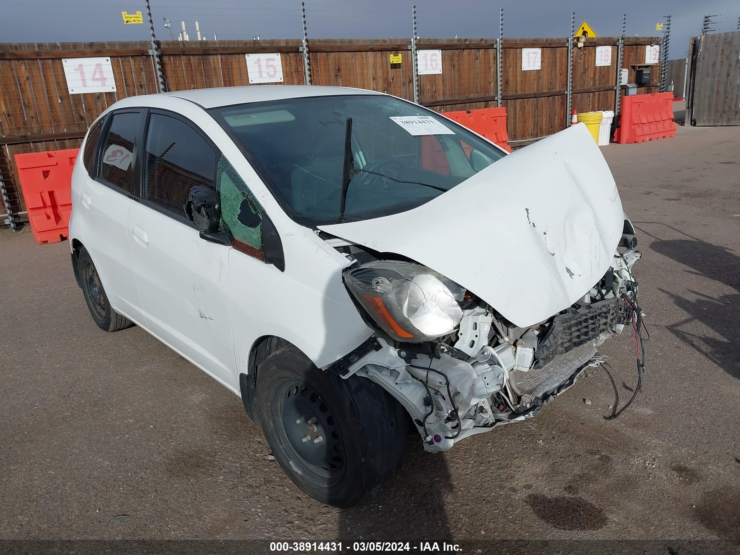 HONDA FIT image 6
