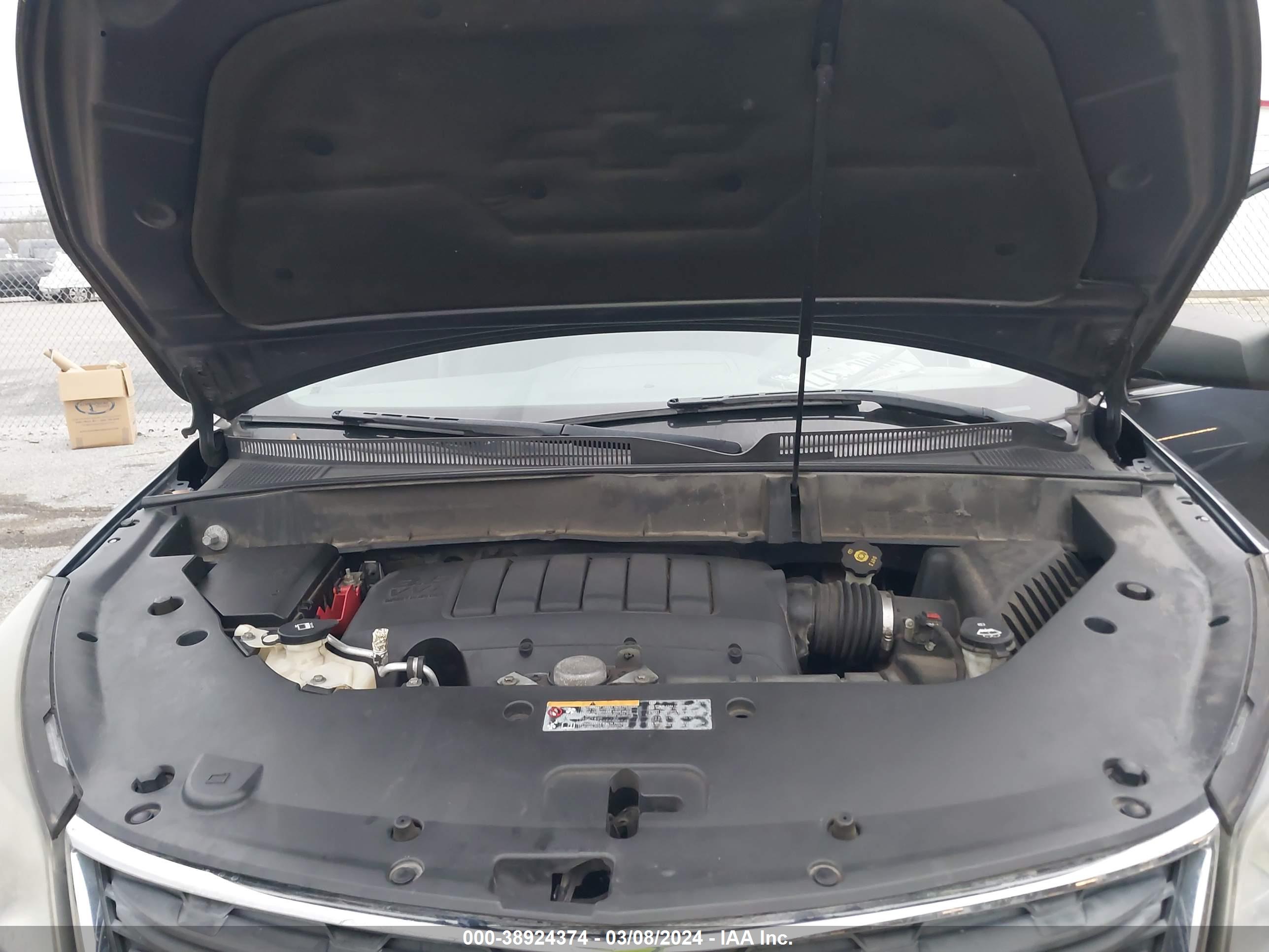 CHEVROLET TRAVERSE image 10