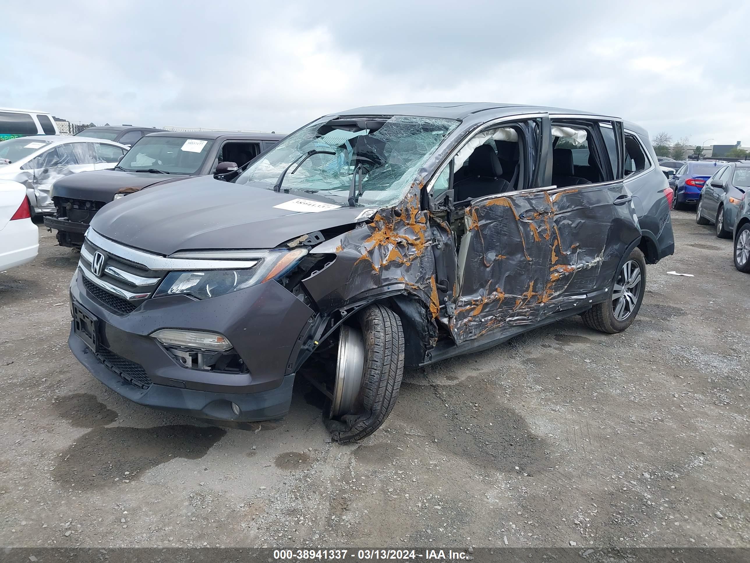 HONDA PILOT image 2
