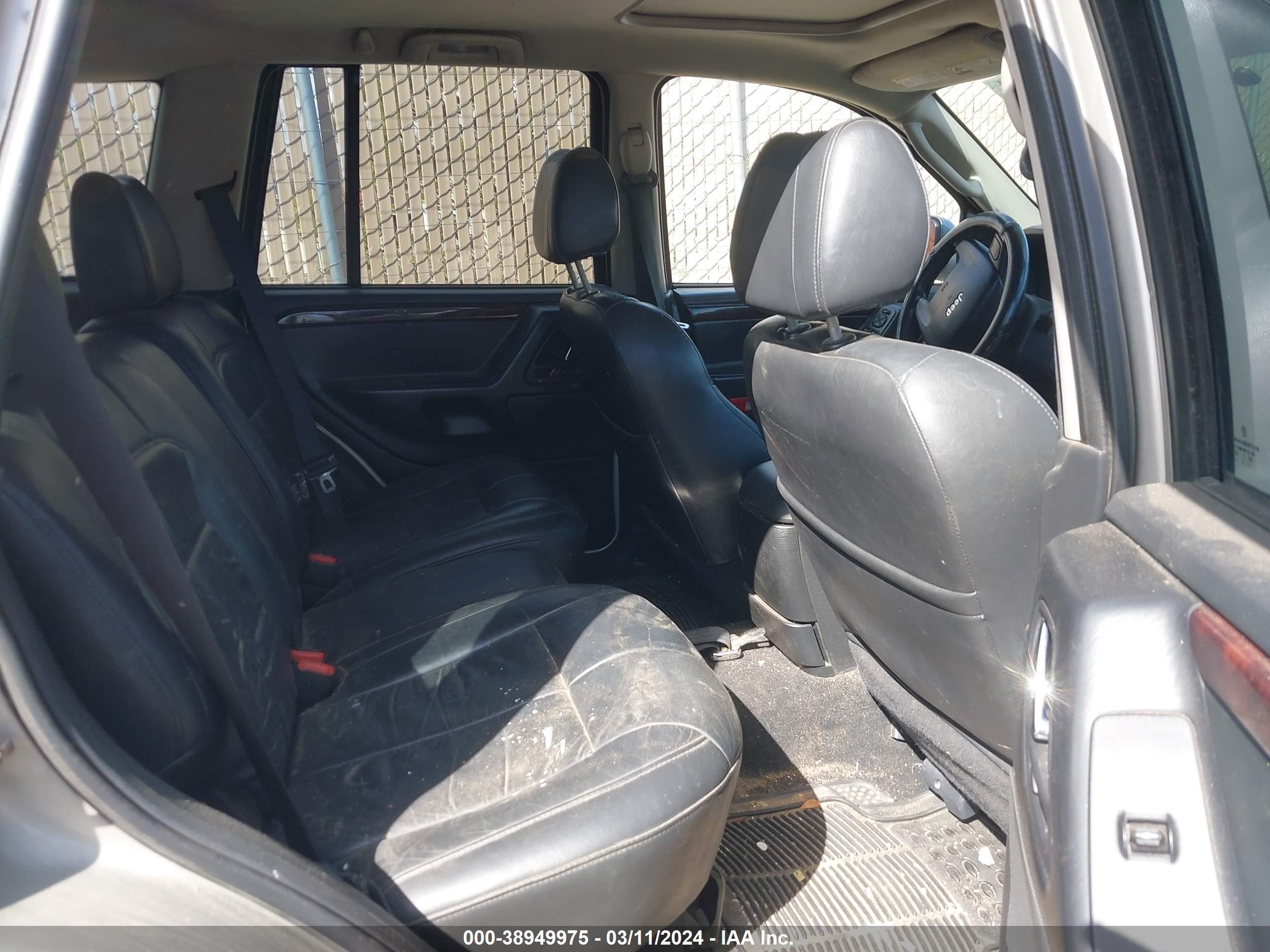 JEEP GRAND image 8
