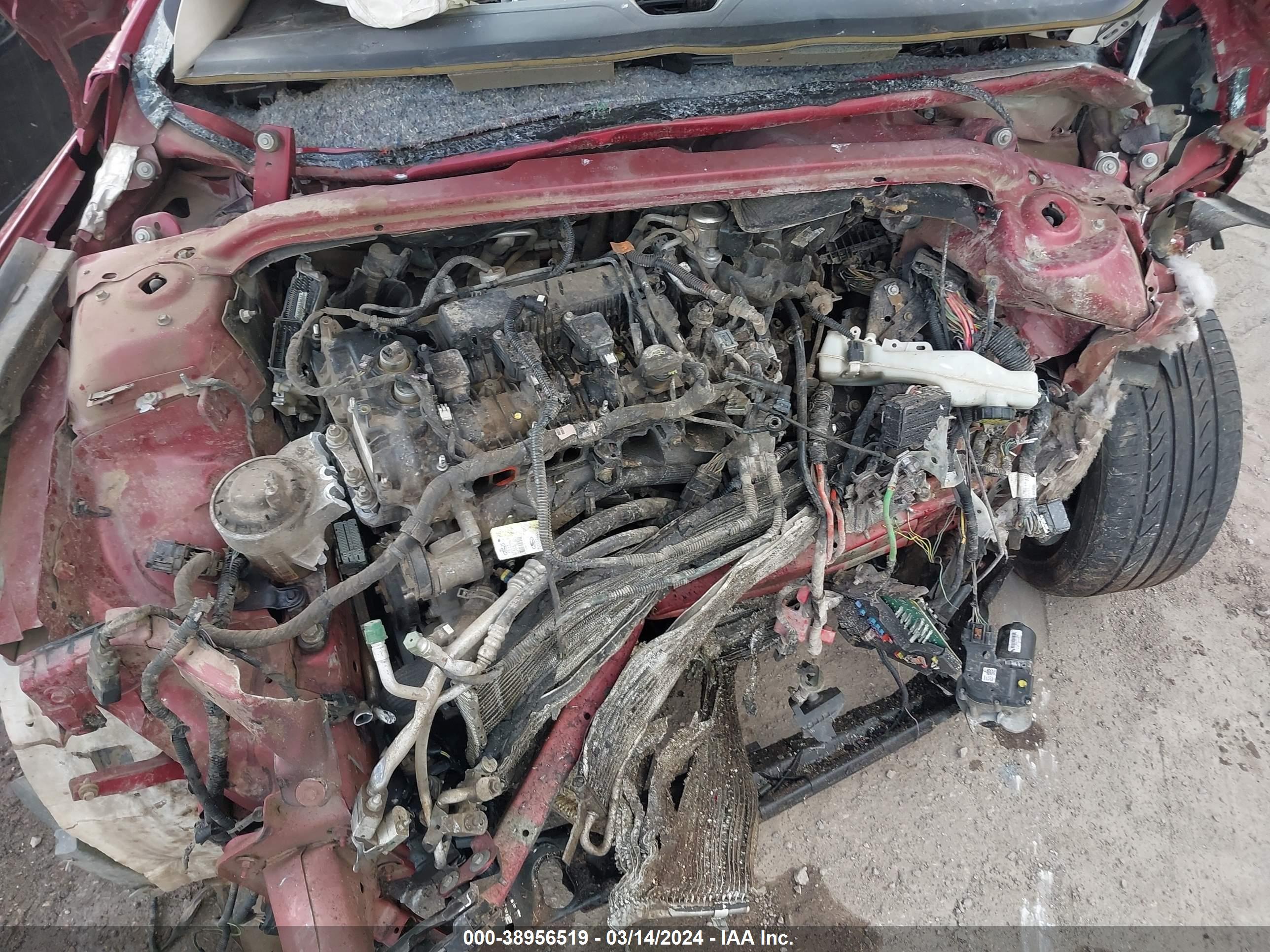 FORD FUSION image 10
