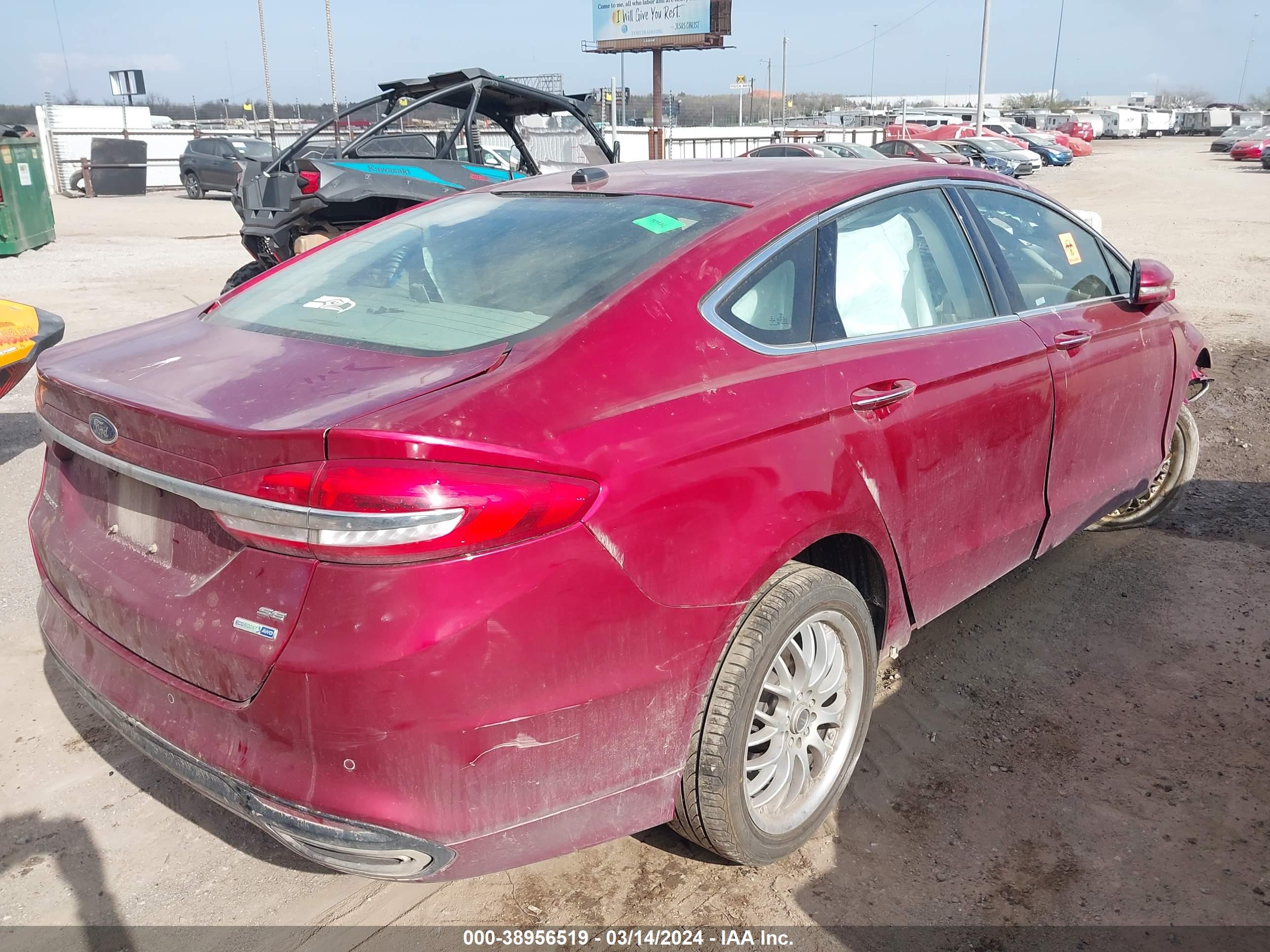 FORD FUSION image 4
