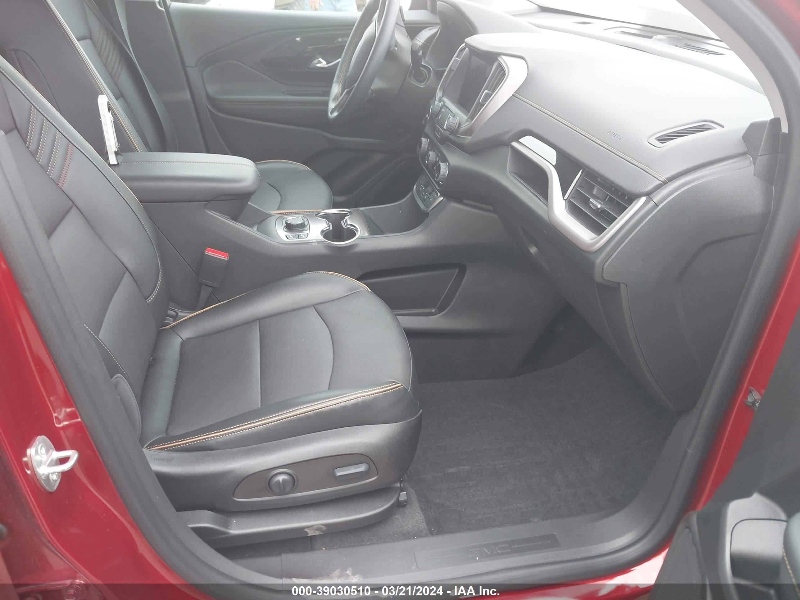 GMC TERRAIN image 5