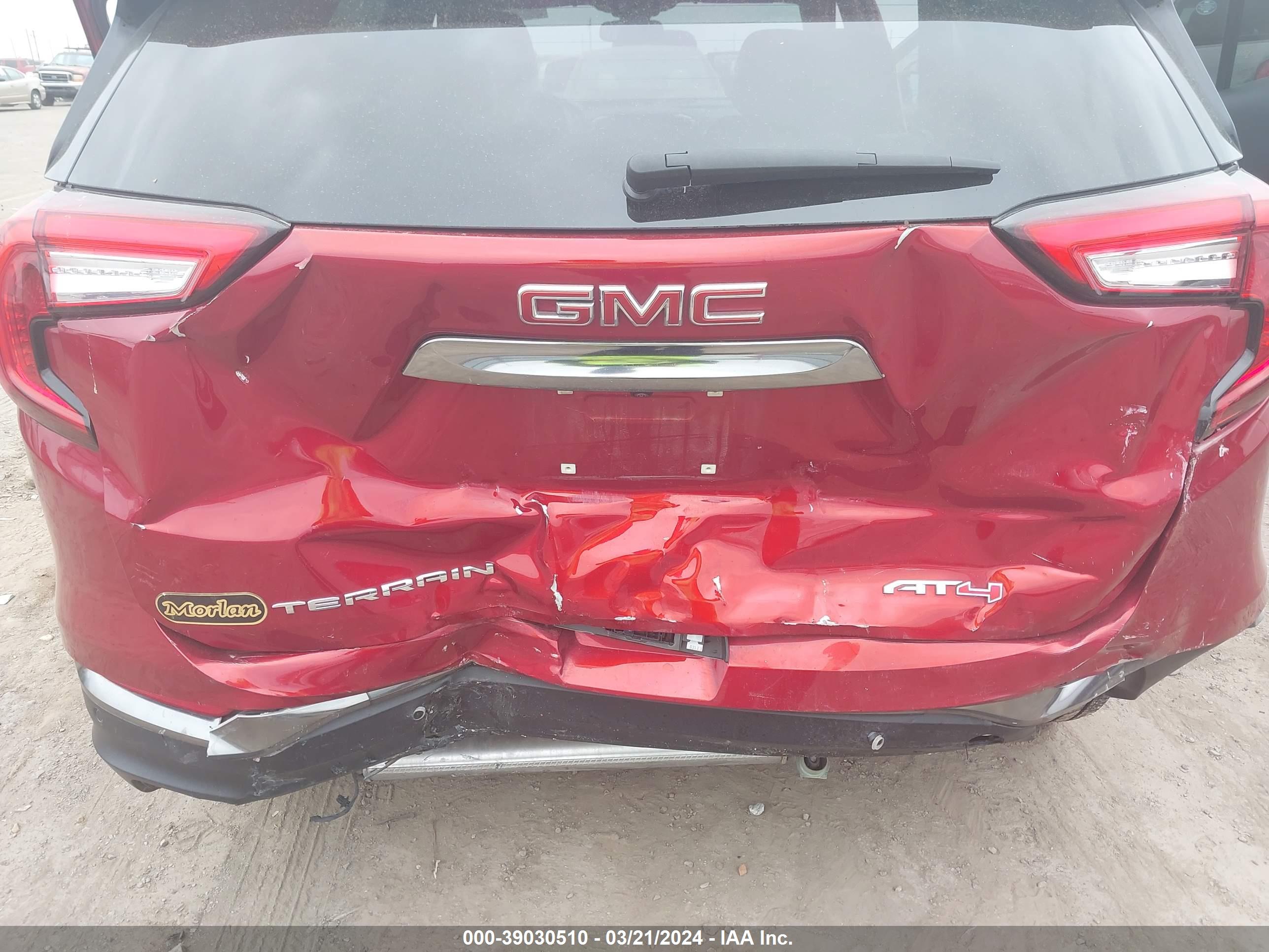 GMC TERRAIN image 6