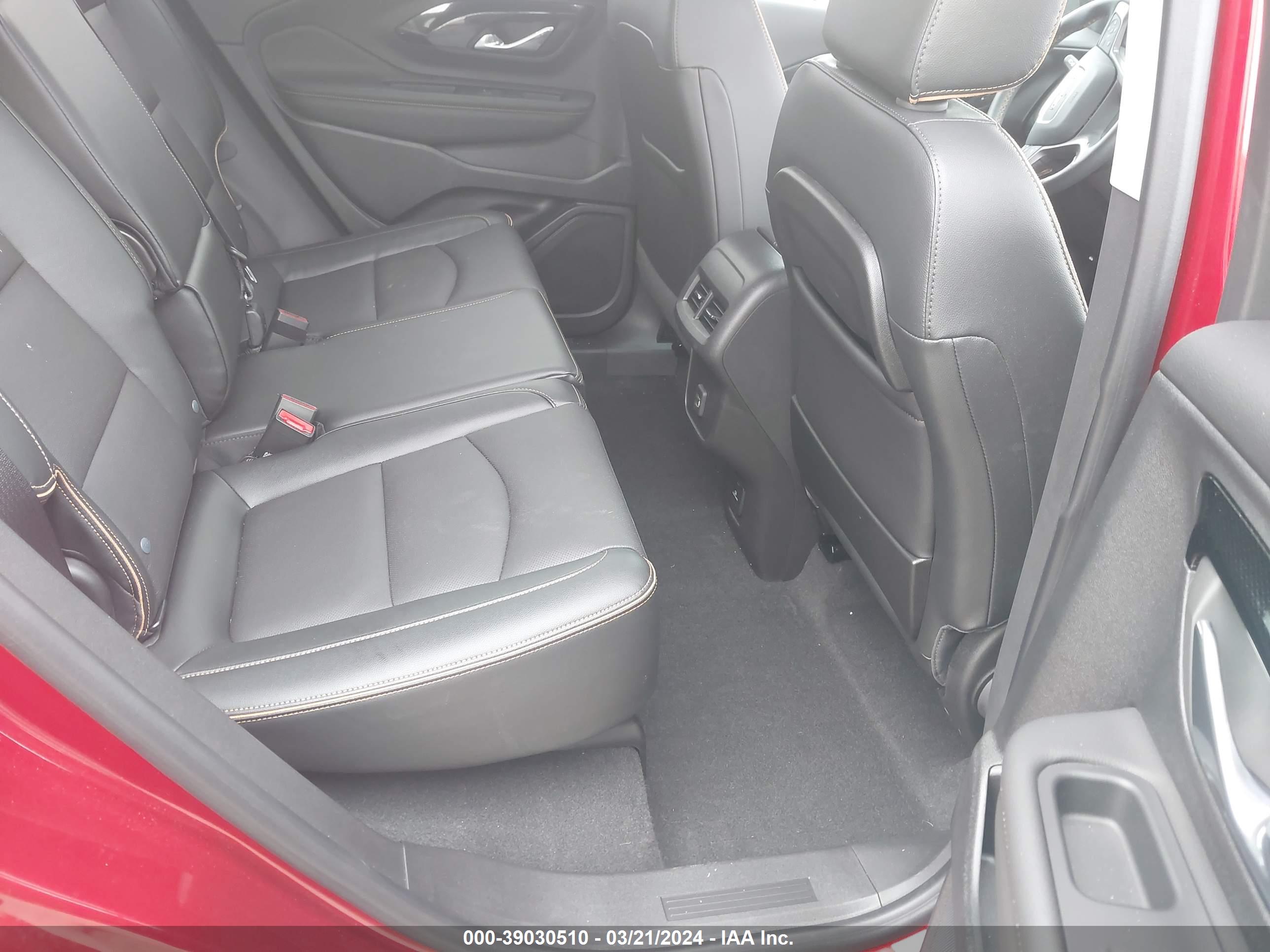 GMC TERRAIN image 8