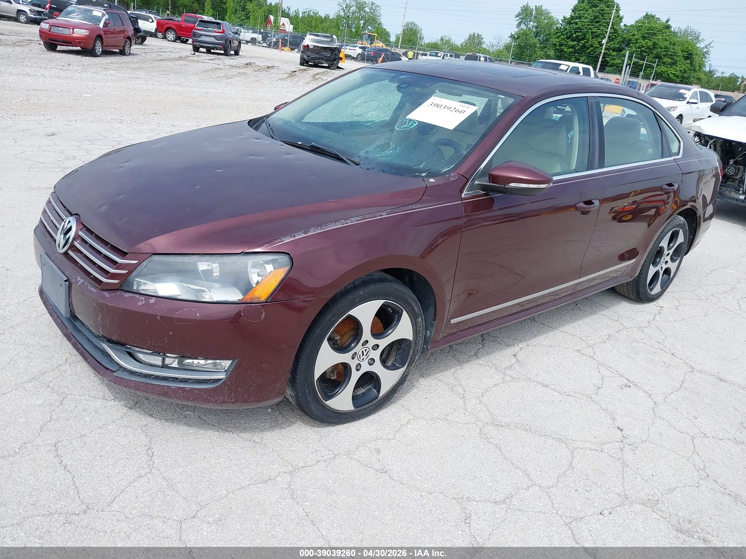 VOLKSWAGEN PASSAT image 2