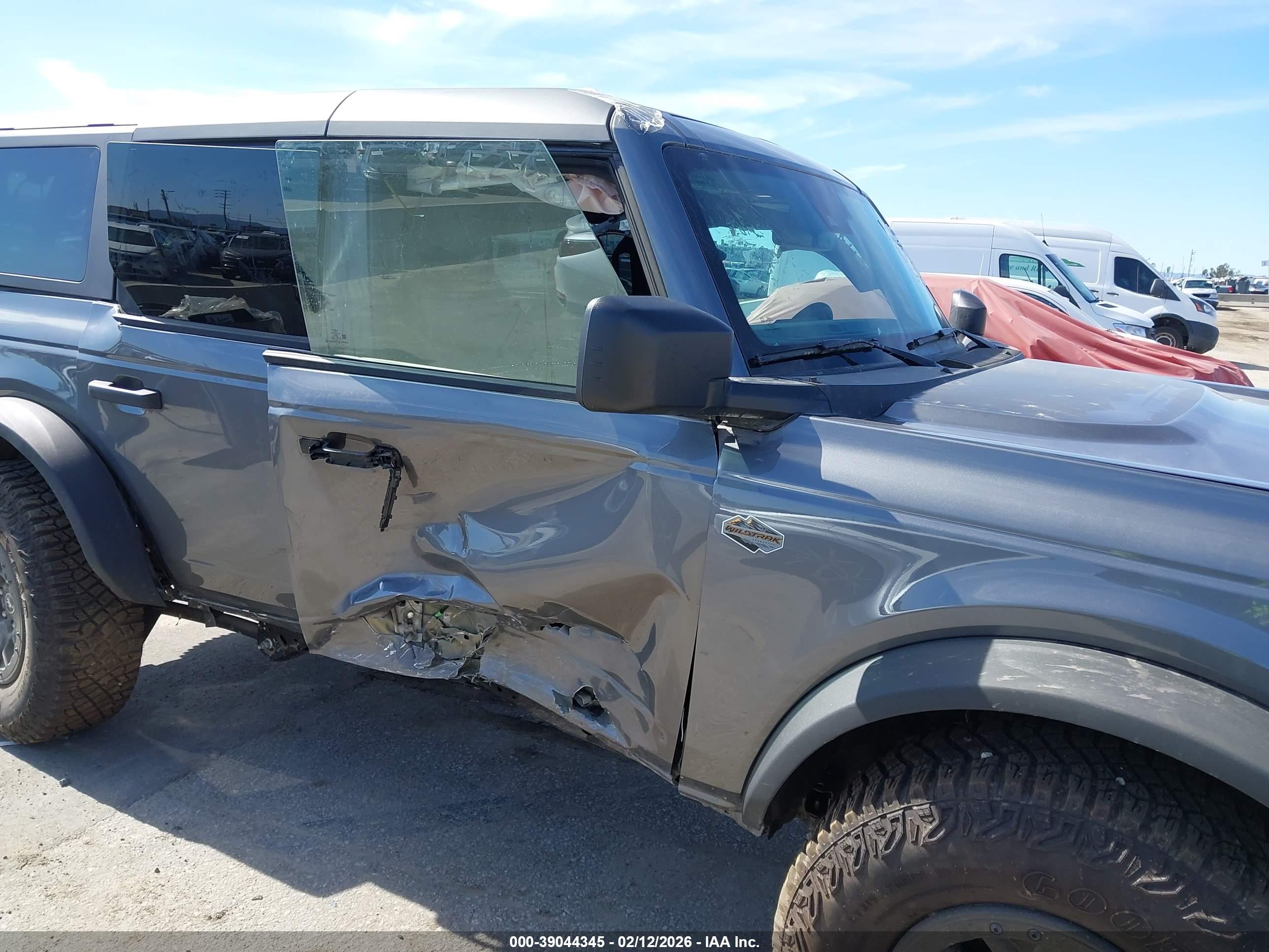FORD BRONCO image 6