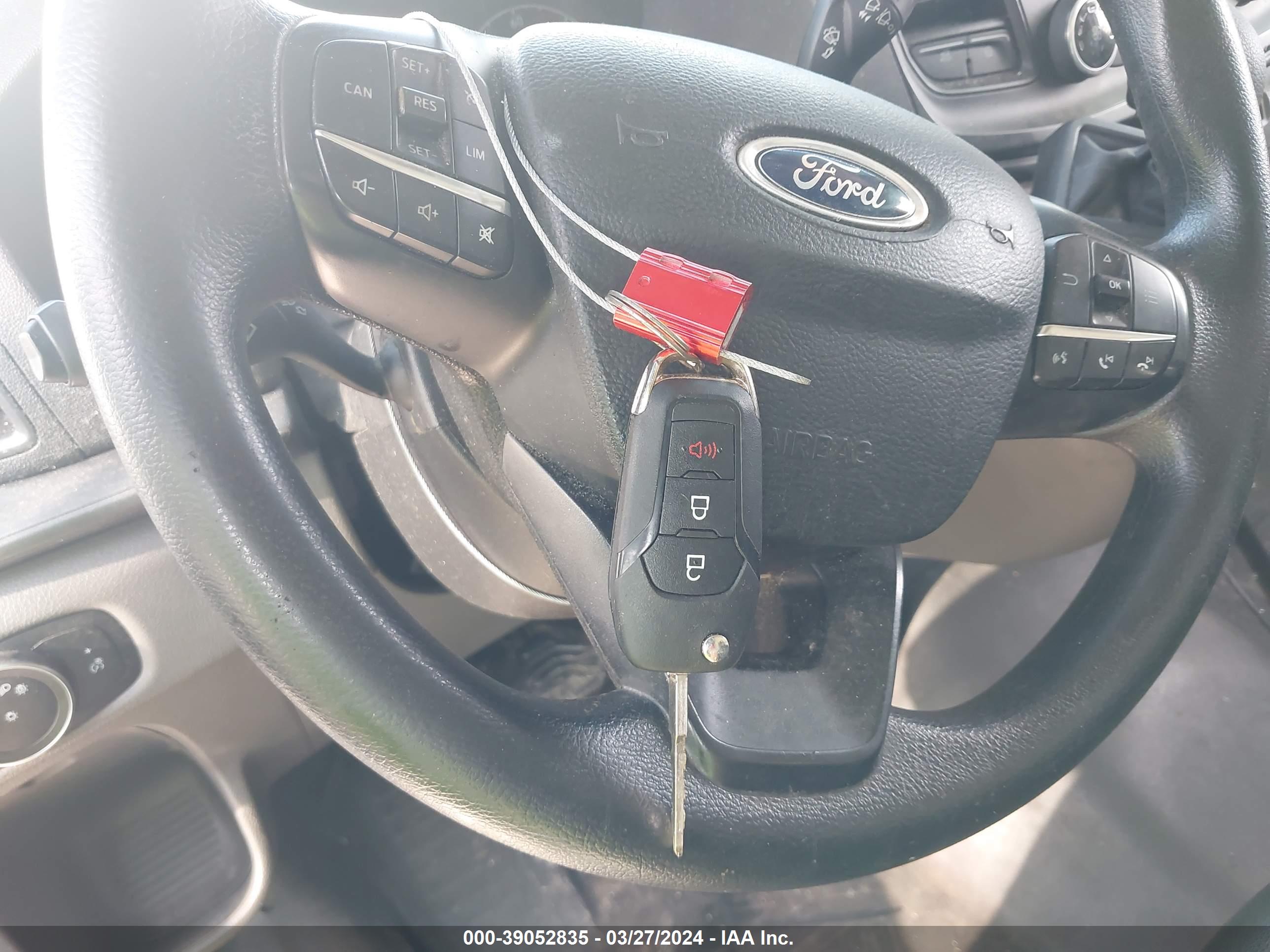 FORD TRANSIT-250 image 11