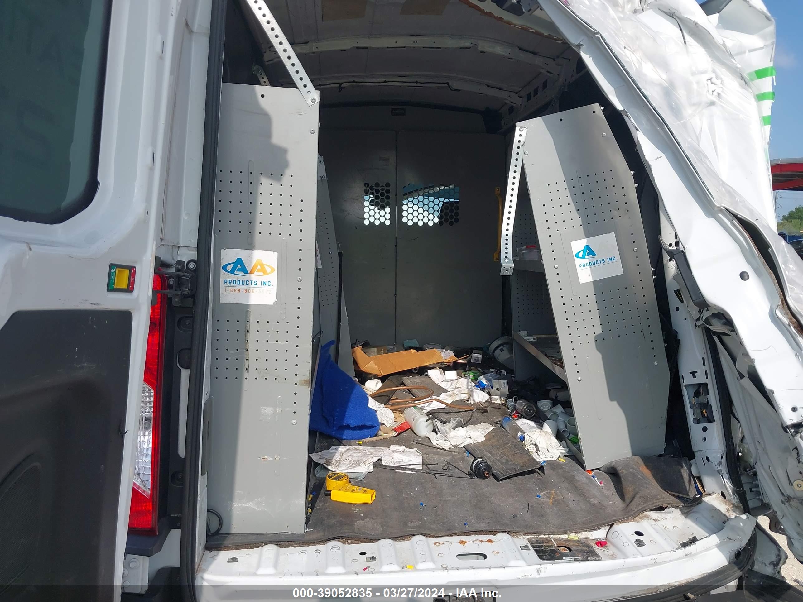 FORD TRANSIT-250 image 8