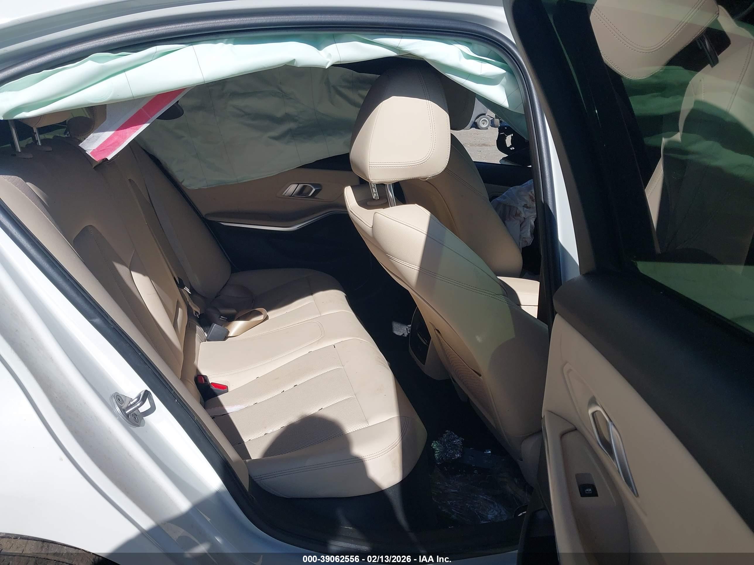 BMW 330I image 8