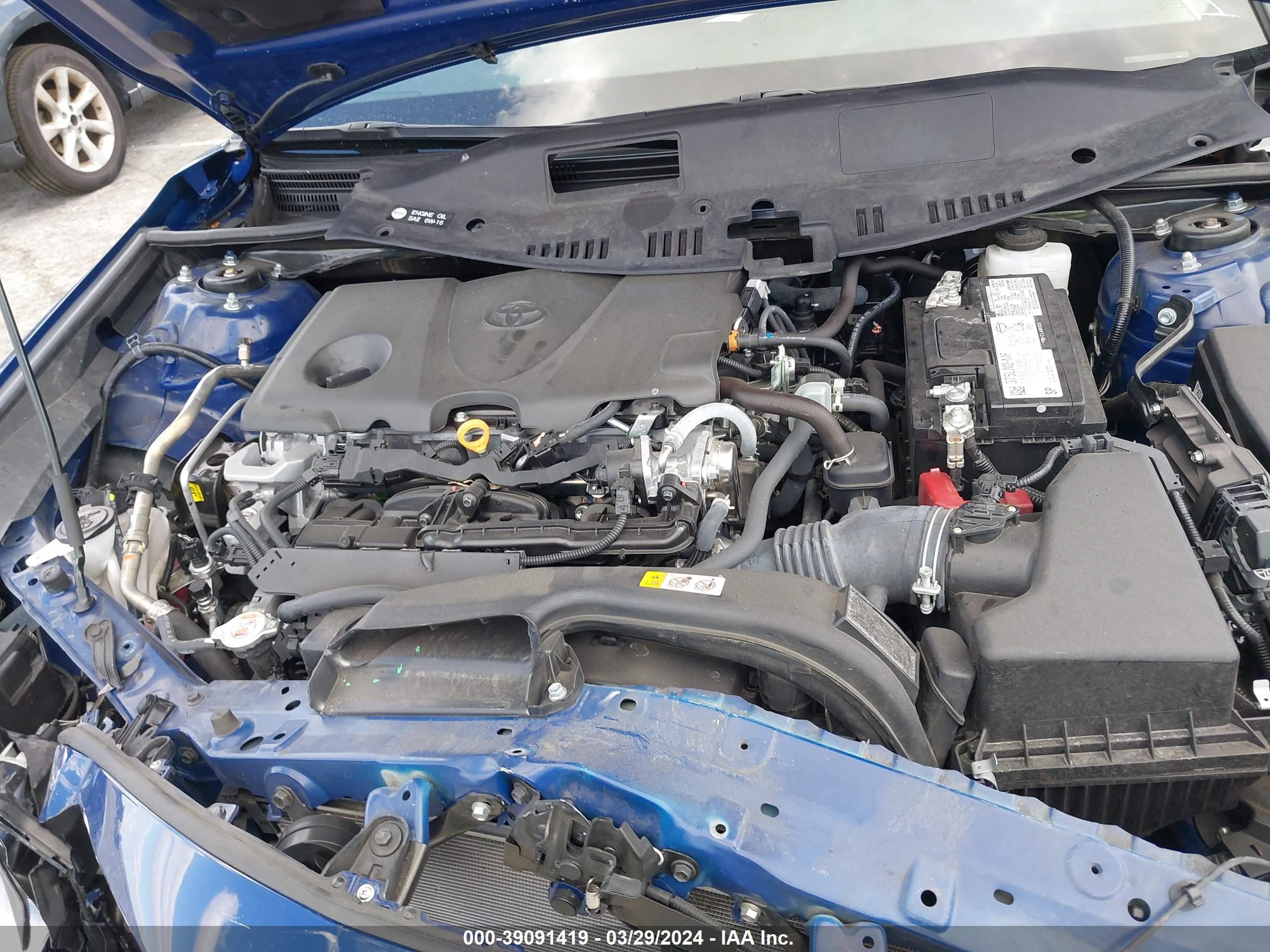 TOYOTA CAMRY image 10