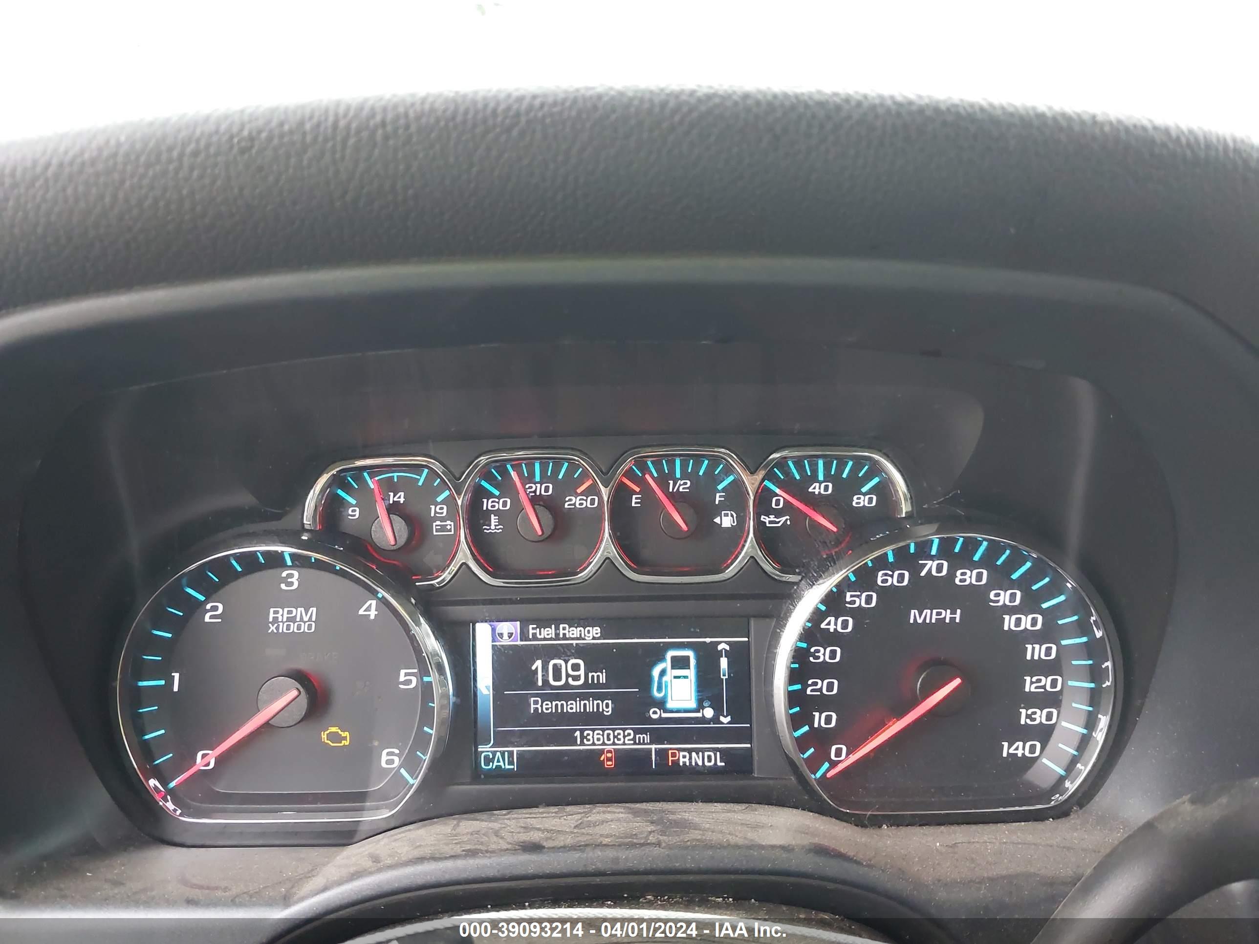 CHEVROLET SILVERADO image 7