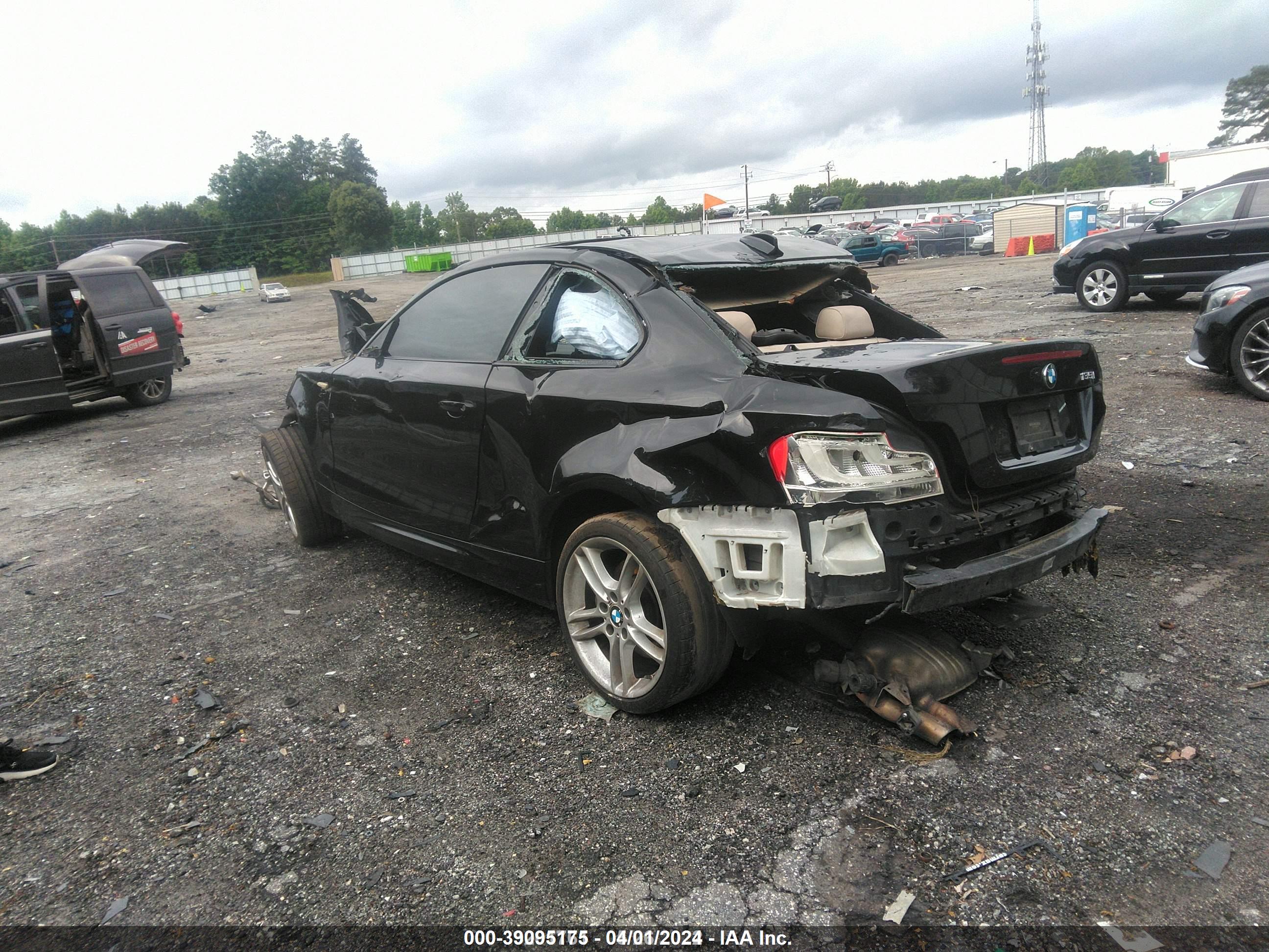 BMW 135I image 3