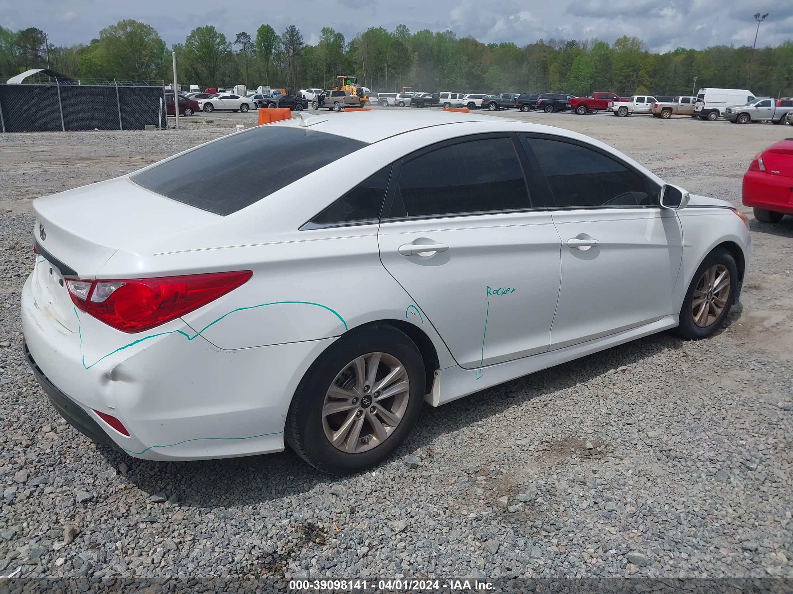 HYUNDAI SONATA image 4