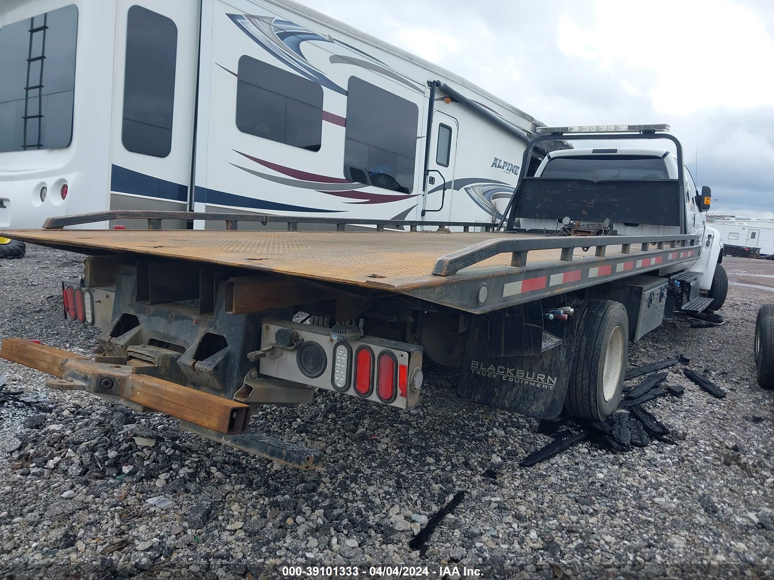 FORD F-650 image 4