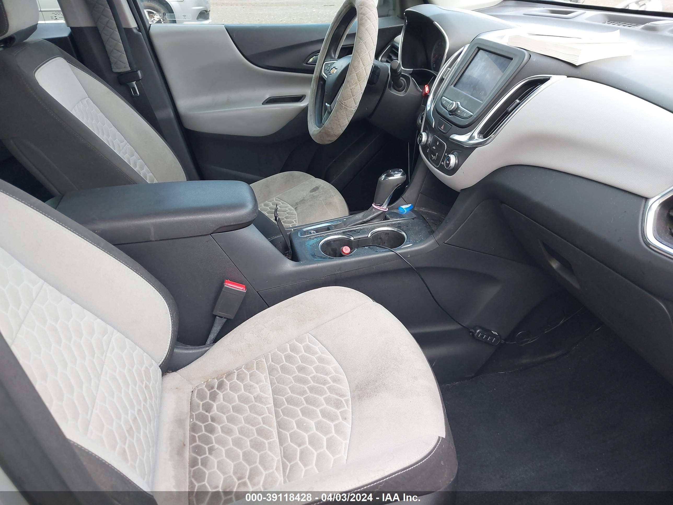CHEVROLET EQUINOX image 5