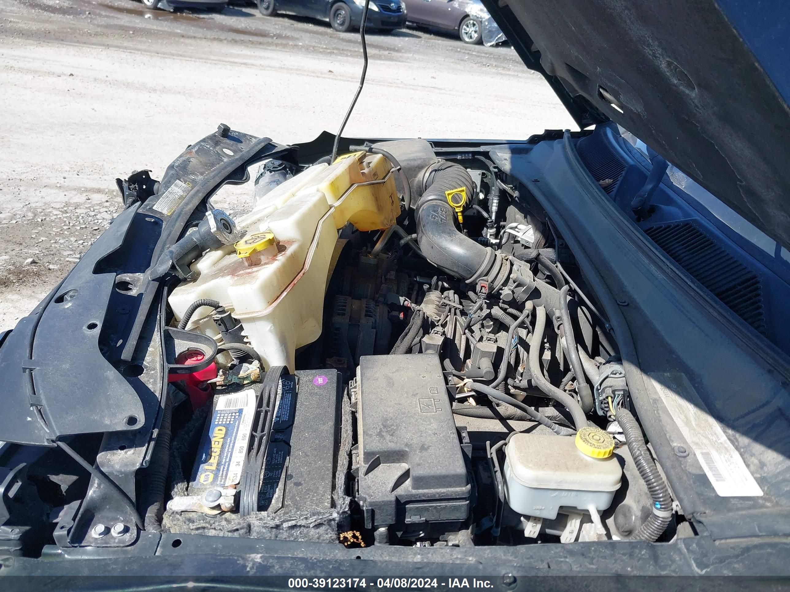 JEEP LIBERTY image 10