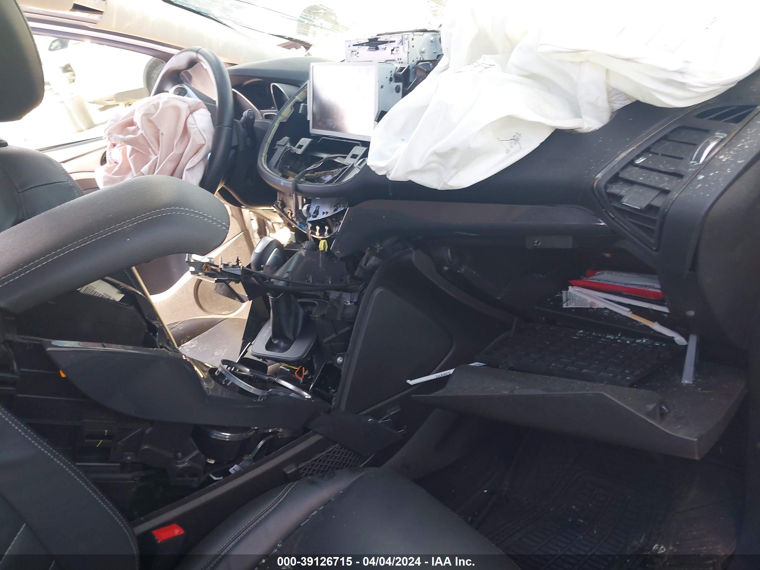FORD ESCAPE image 5