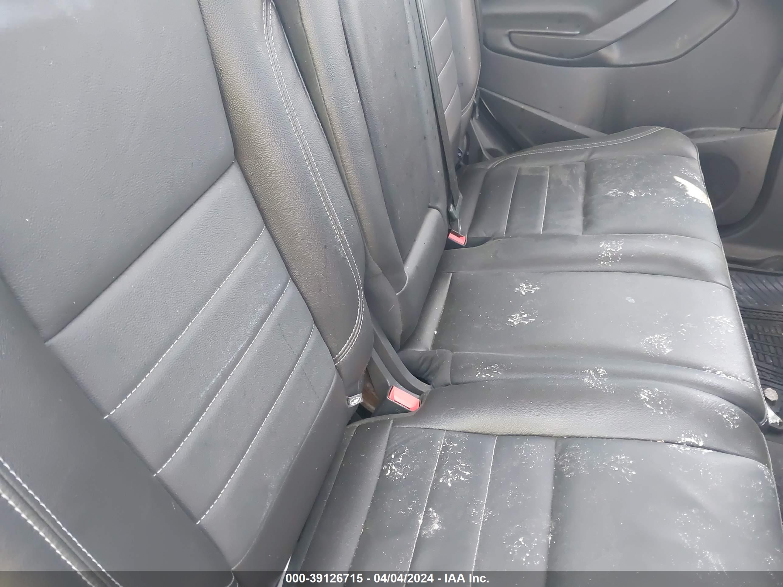 FORD ESCAPE image 8