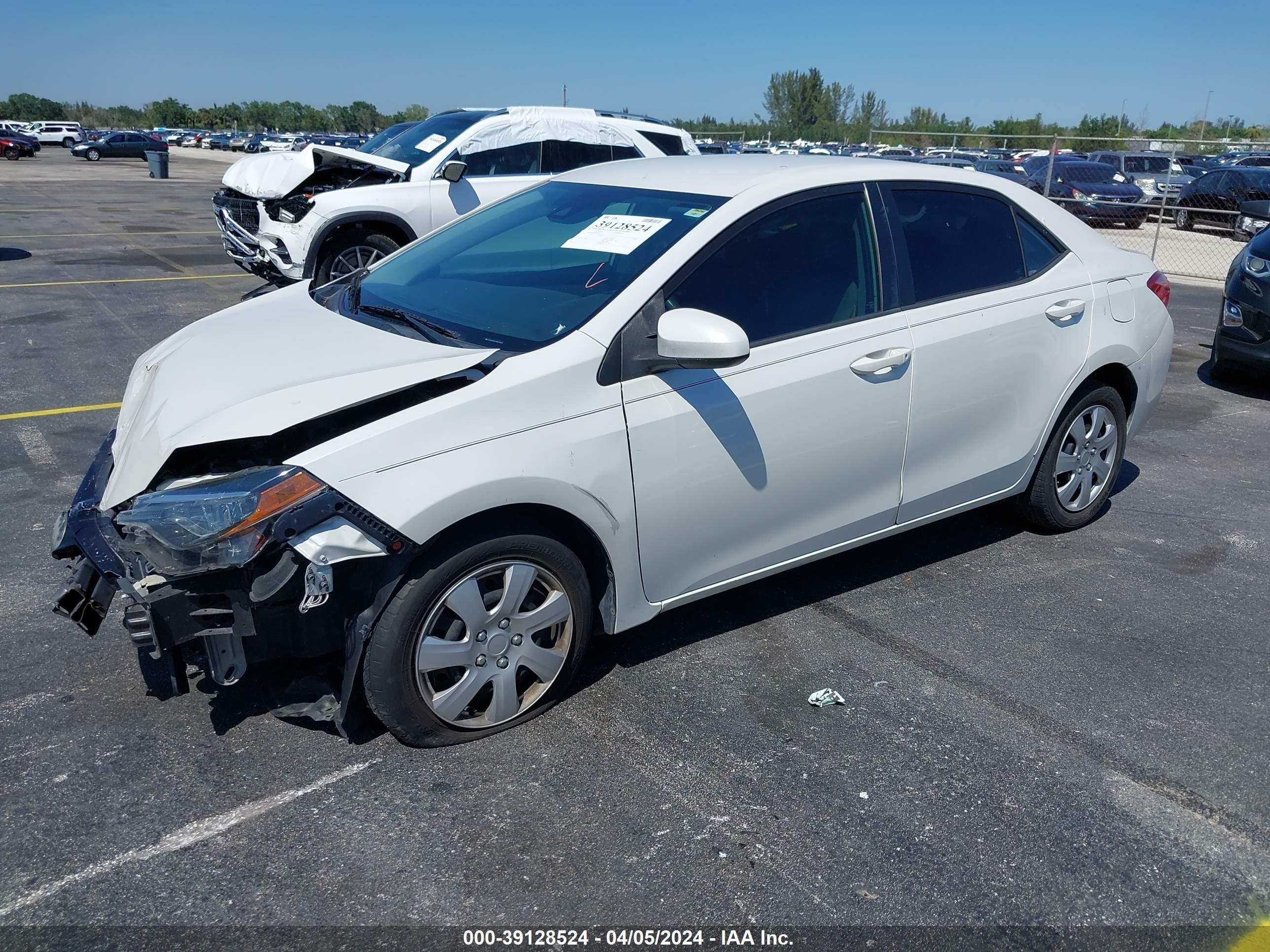 TOYOTA COROLLA image 2