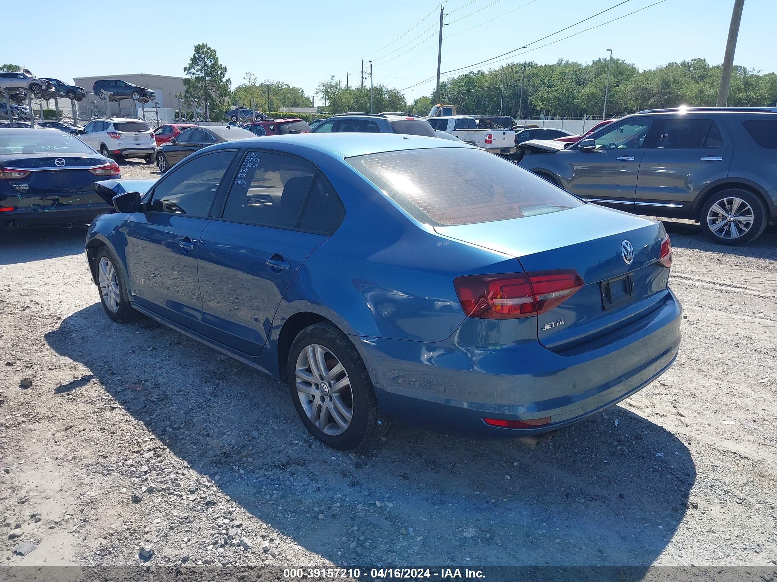 VOLKSWAGEN JETTA image 3