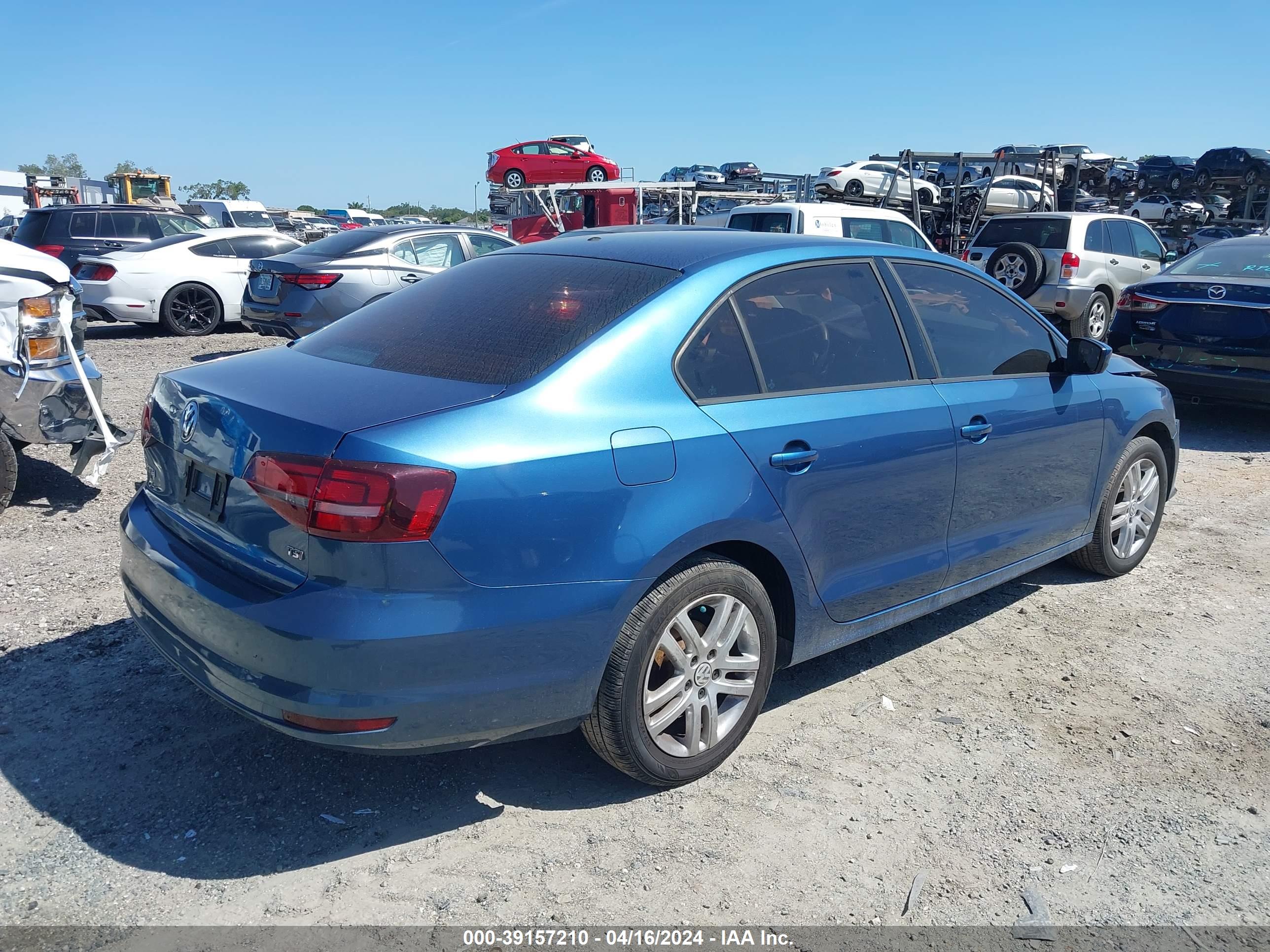 VOLKSWAGEN JETTA image 4