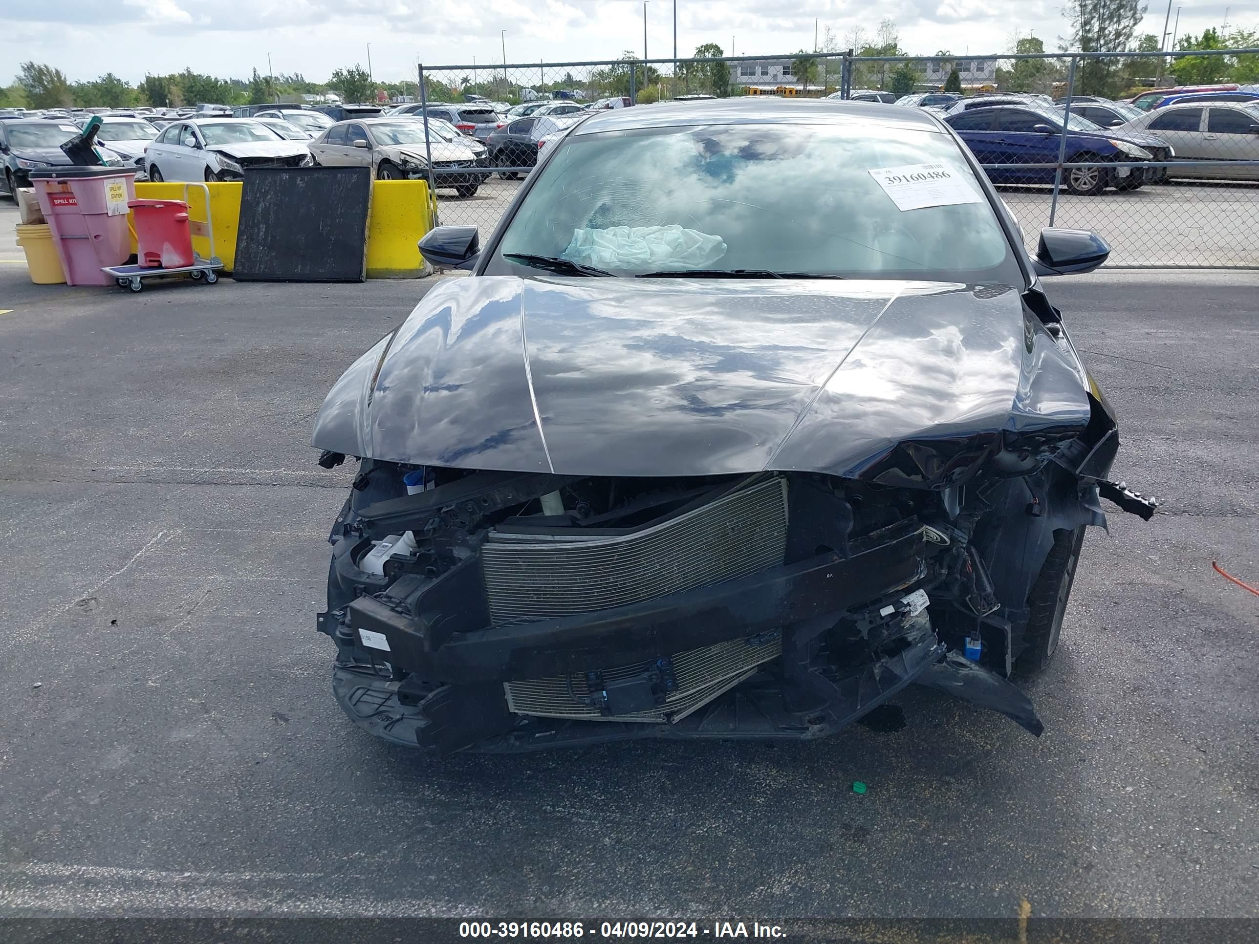 HYUNDAI ELANTRA image 6