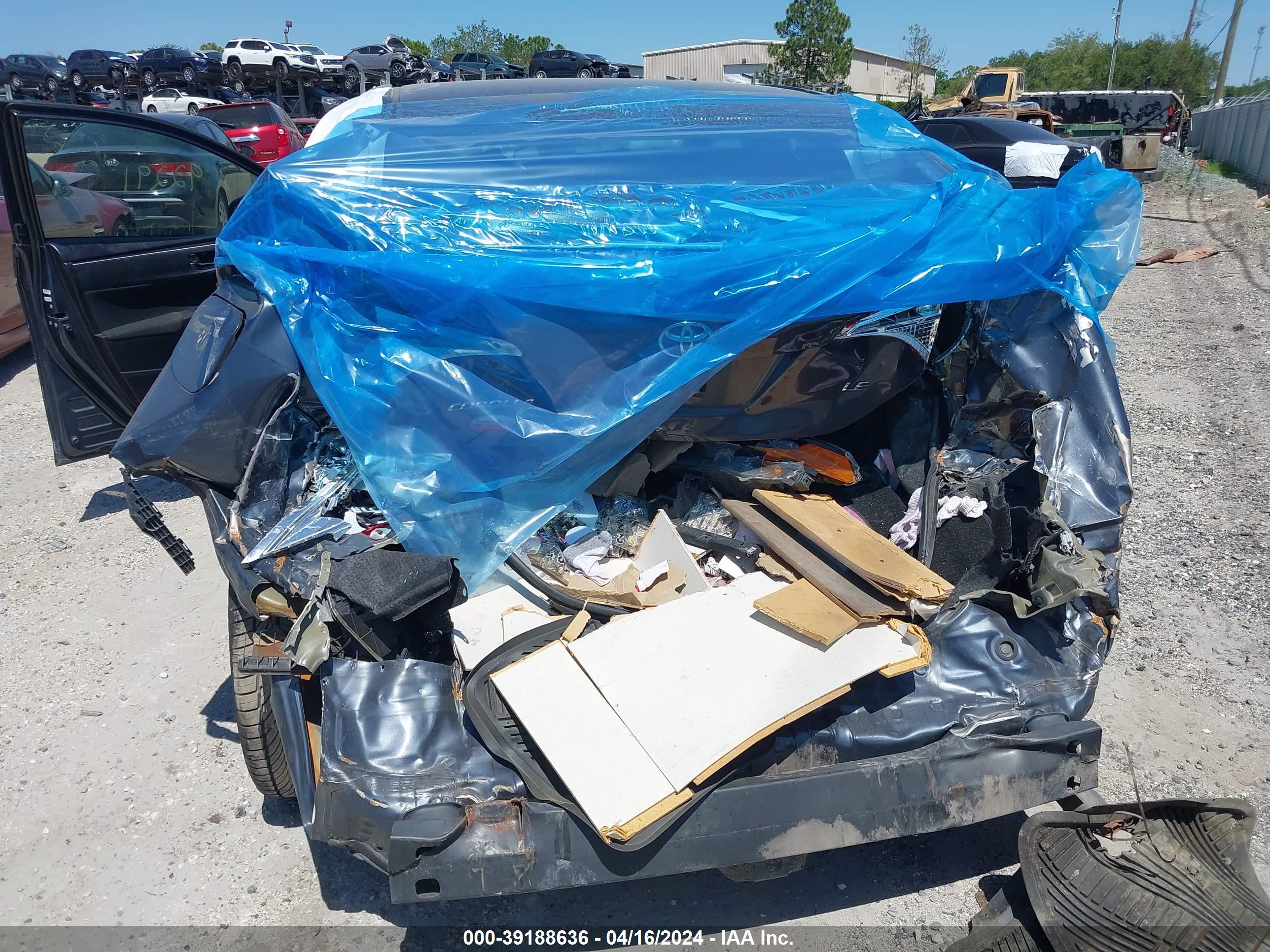 TOYOTA COROLLA image 6
