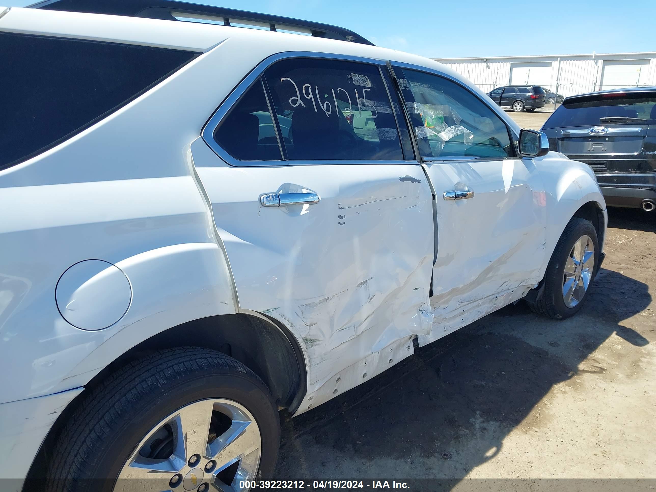 CHEVROLET EQUINOX image 6