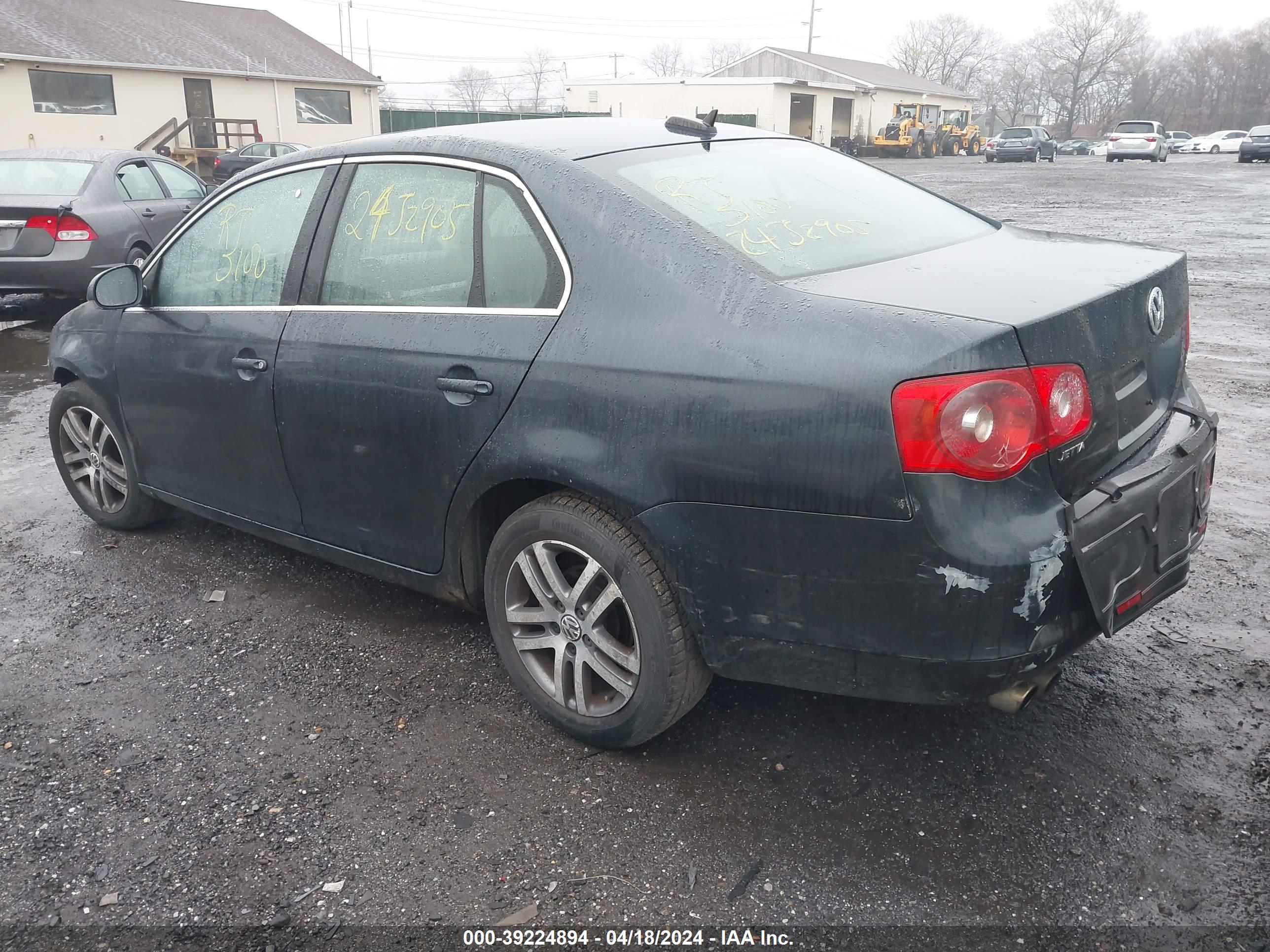 VOLKSWAGEN JETTA image 3