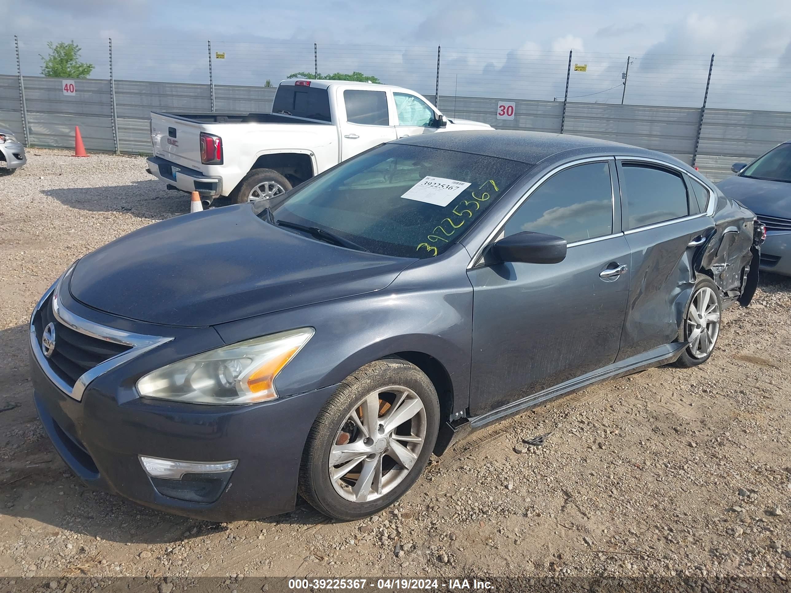 NISSAN ALTIMA image 2