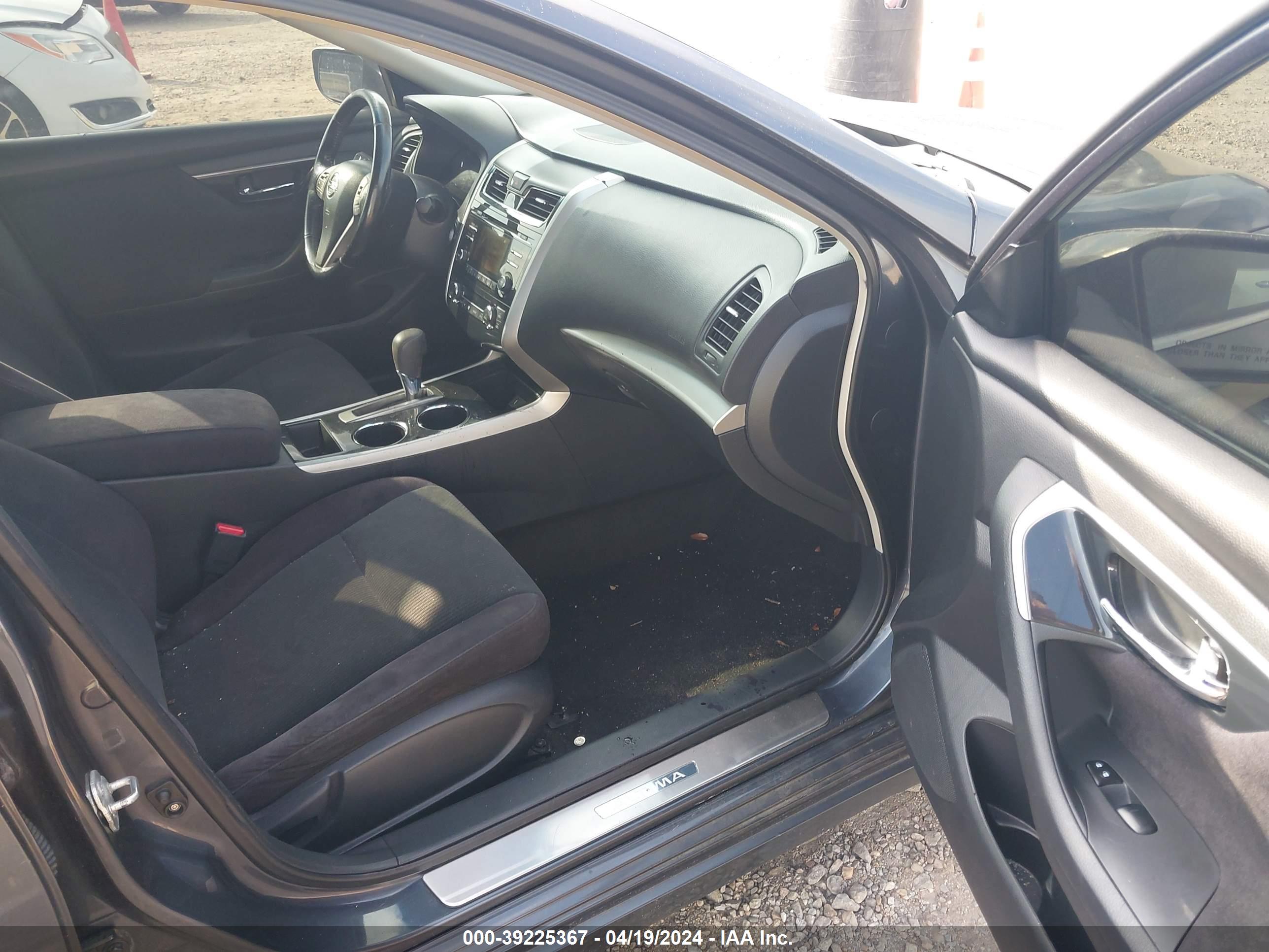 NISSAN ALTIMA image 5