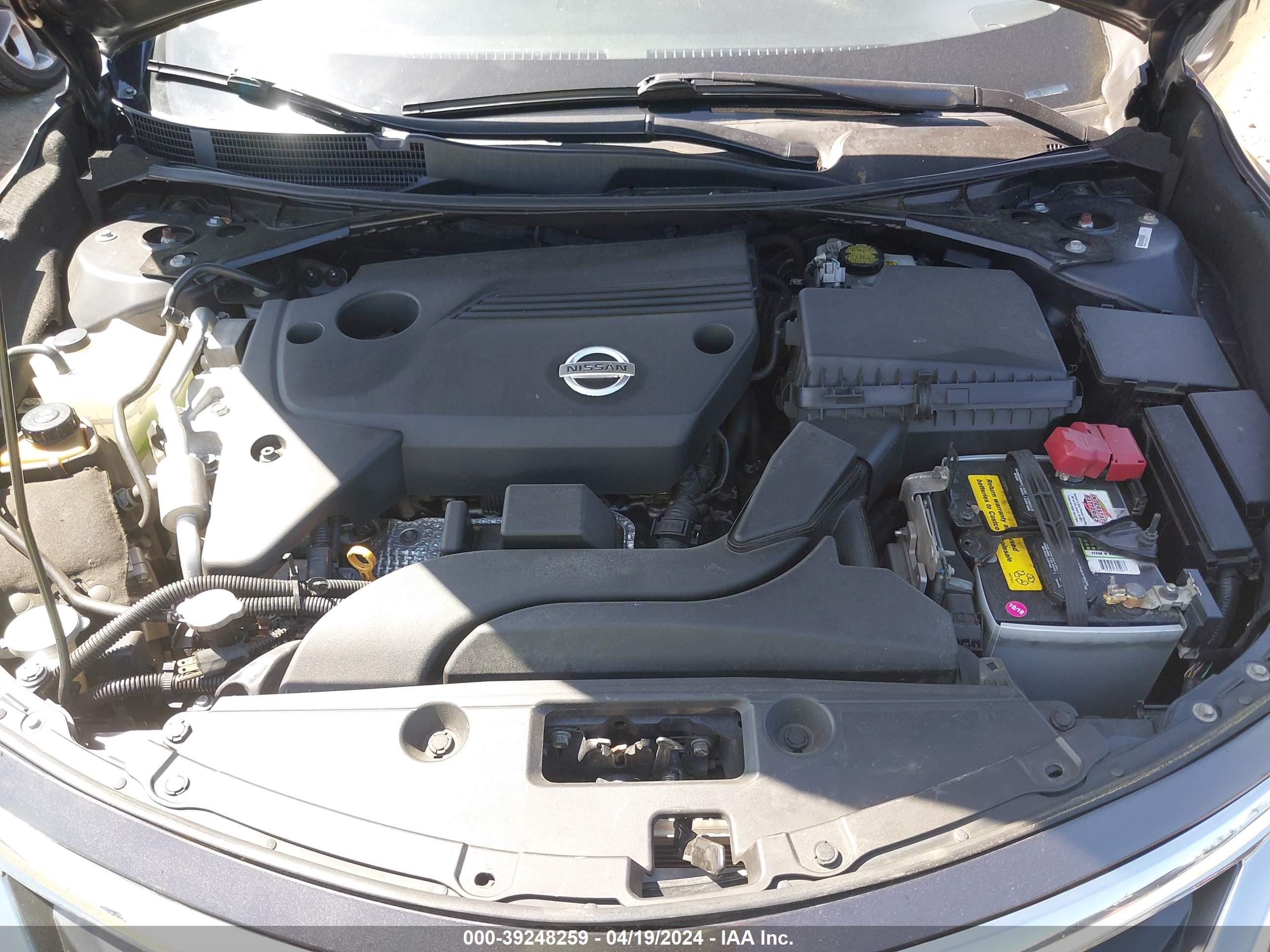 NISSAN ALTIMA image 10