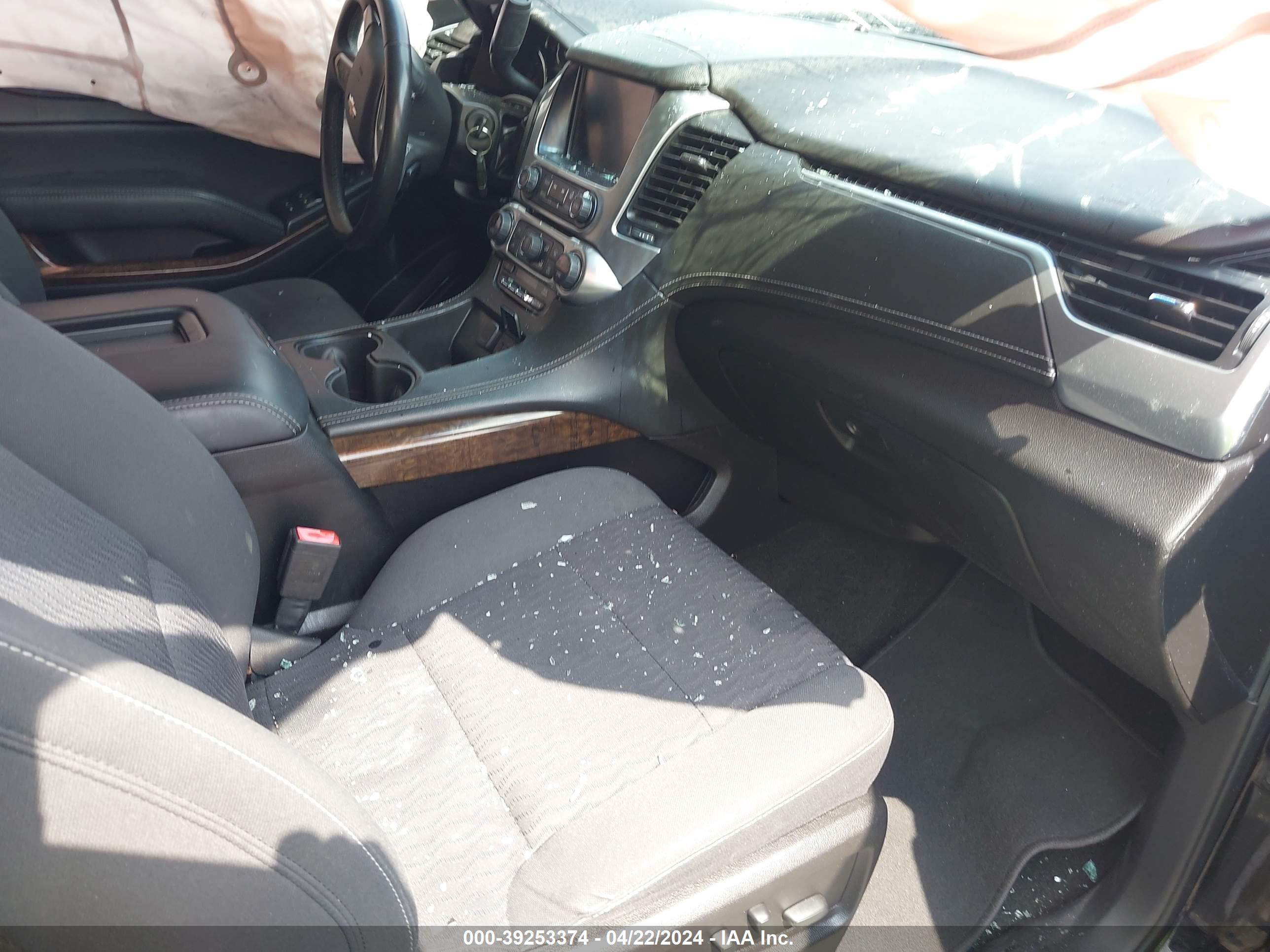 CHEVROLET TAHOE image 5