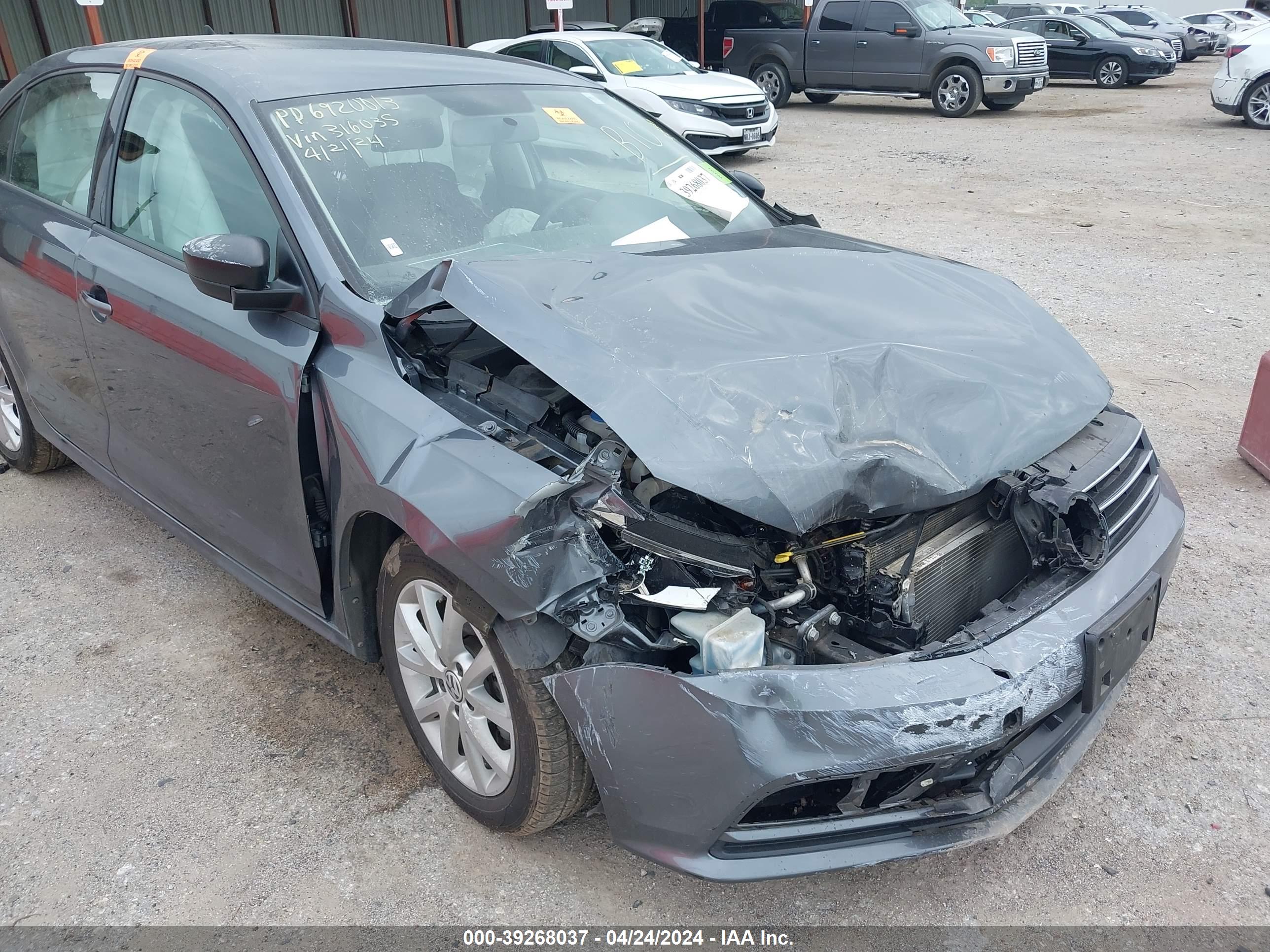 VOLKSWAGEN JETTA image 6