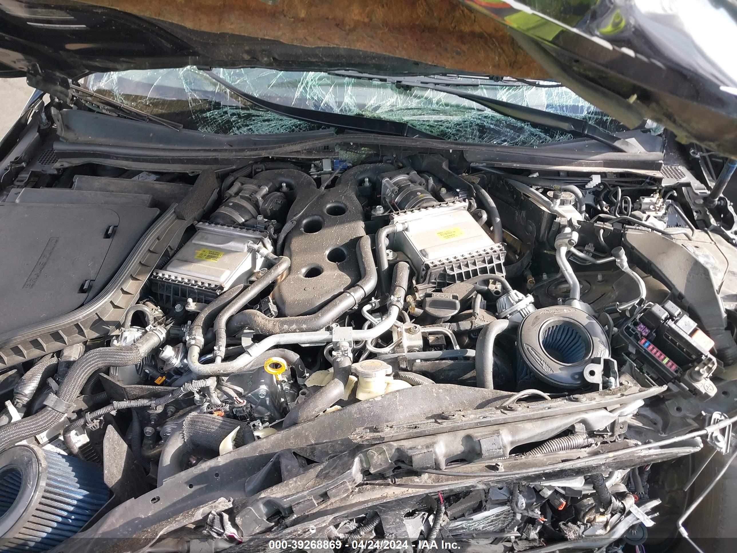 INFINITI Q60 image 10