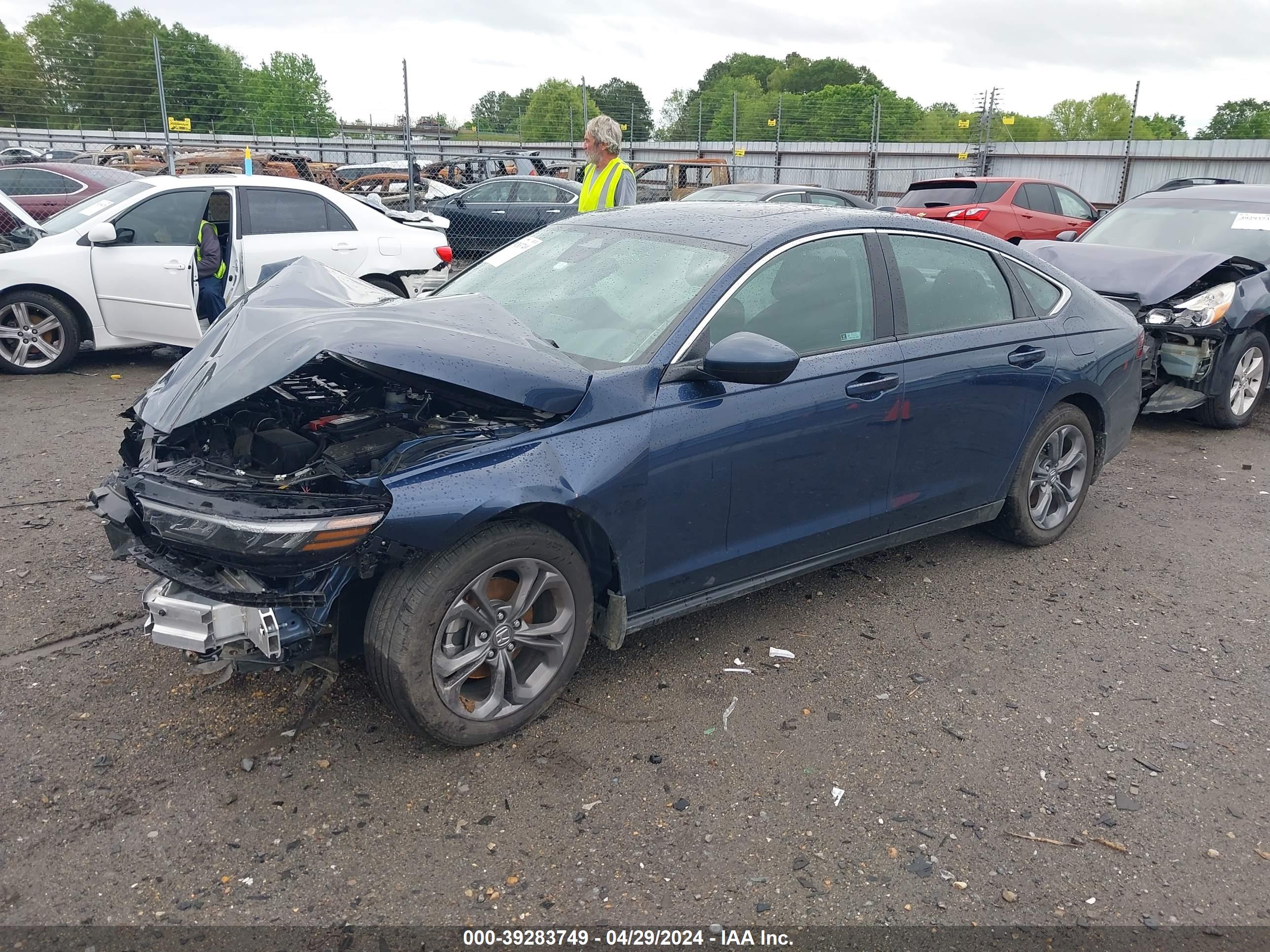 HONDA ACCORD image 2