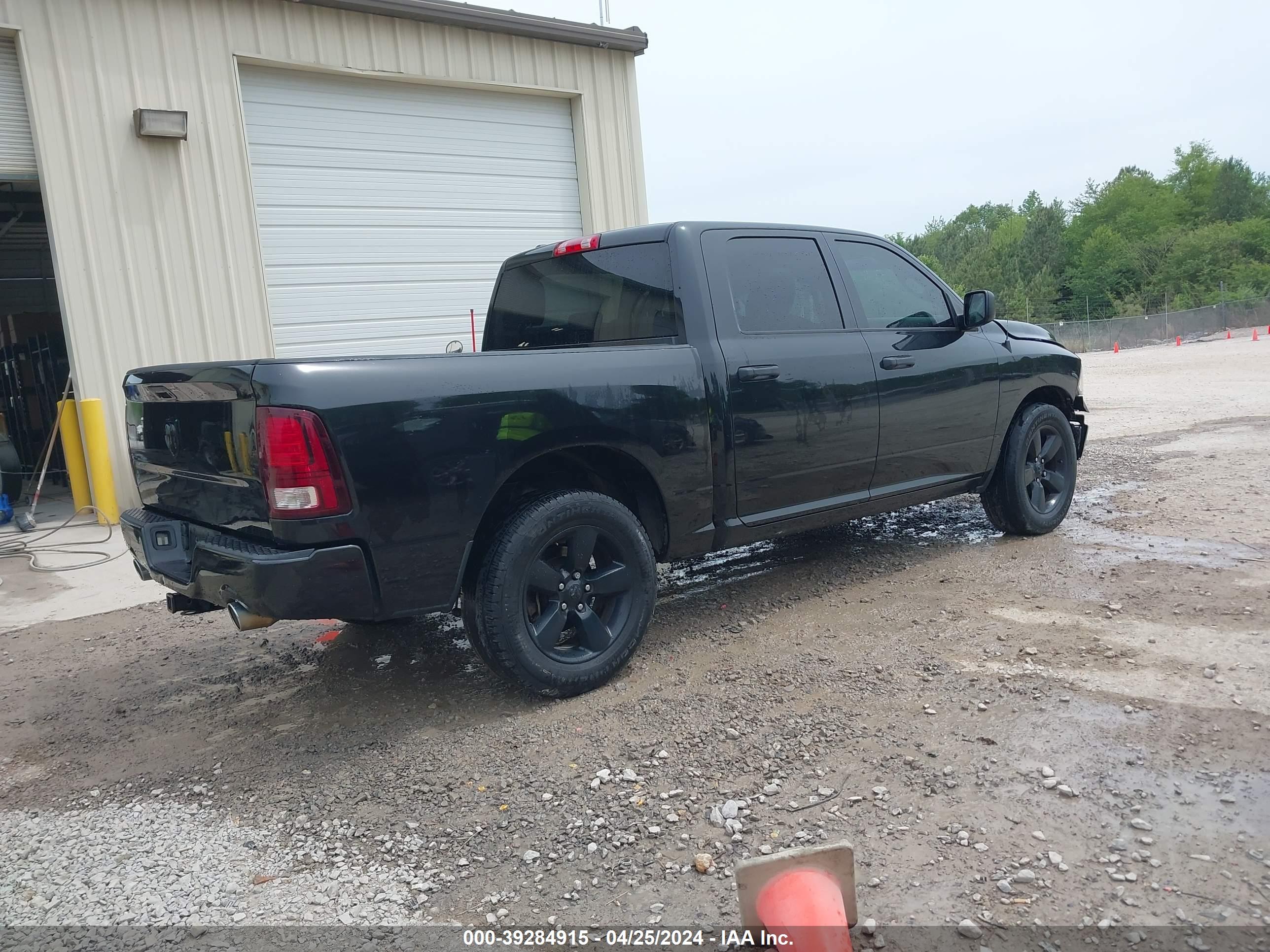 RAM 1500 image 4