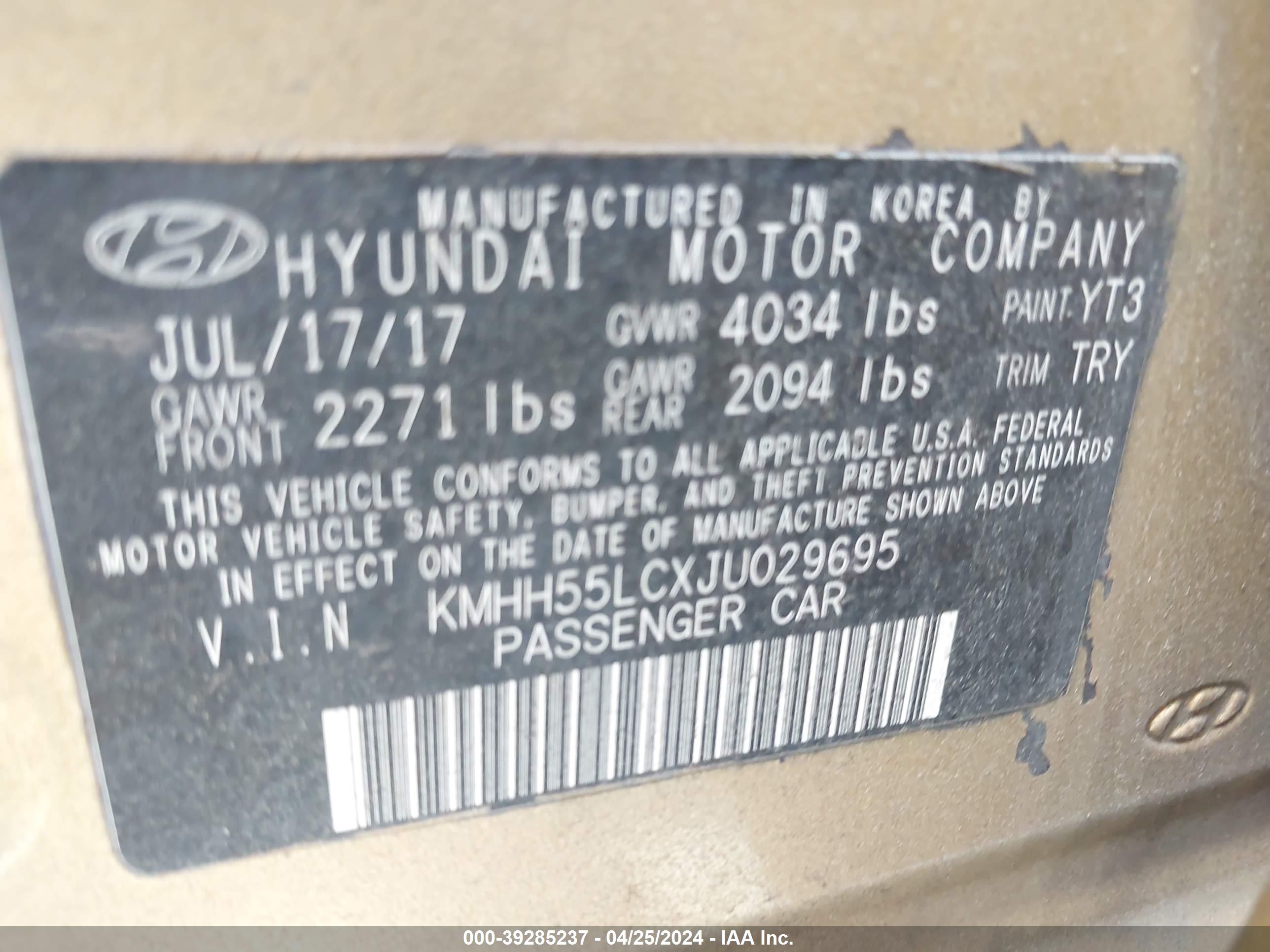 HYUNDAI ELANTRA image 9