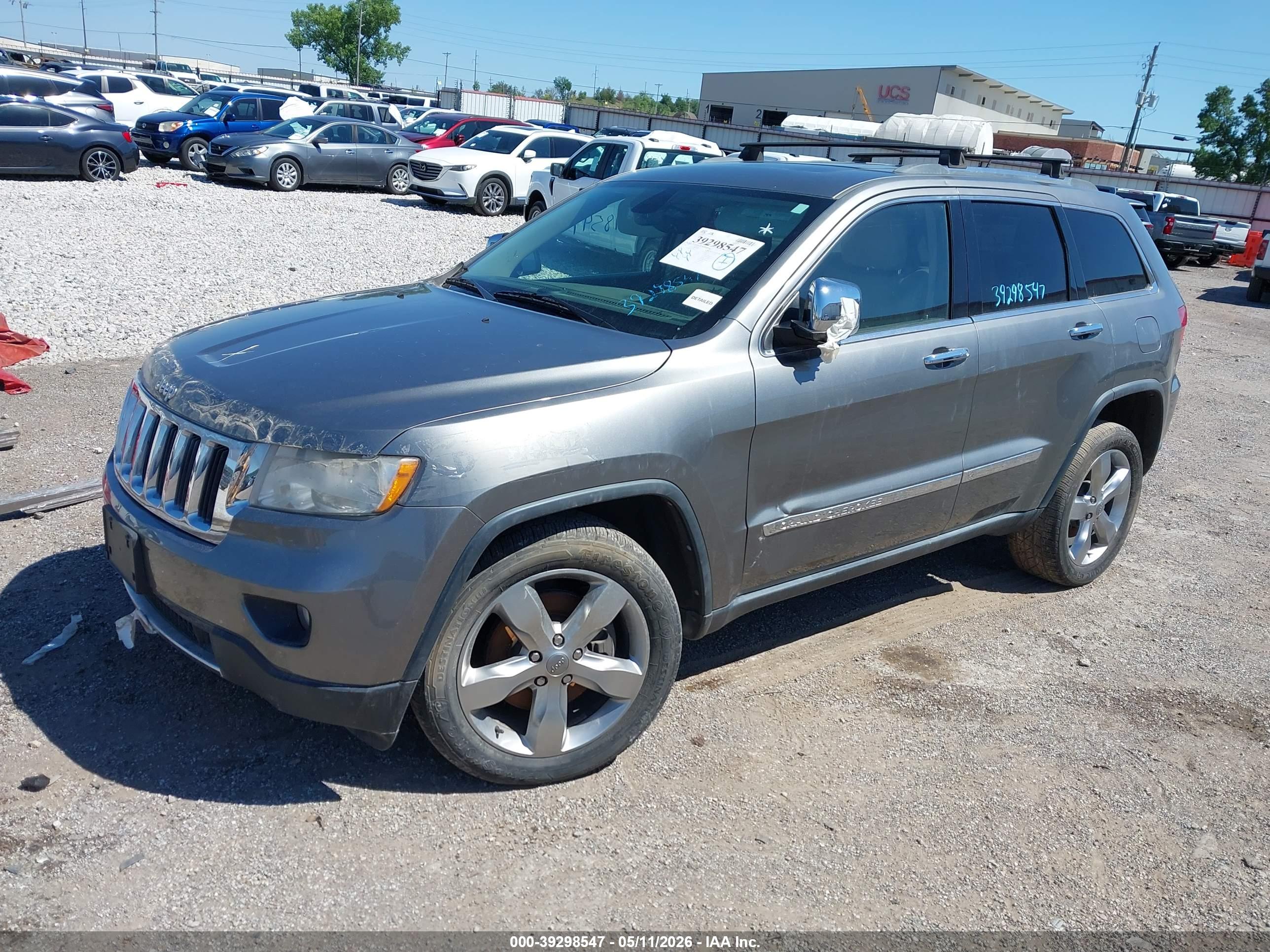 JEEP GRAND image 2