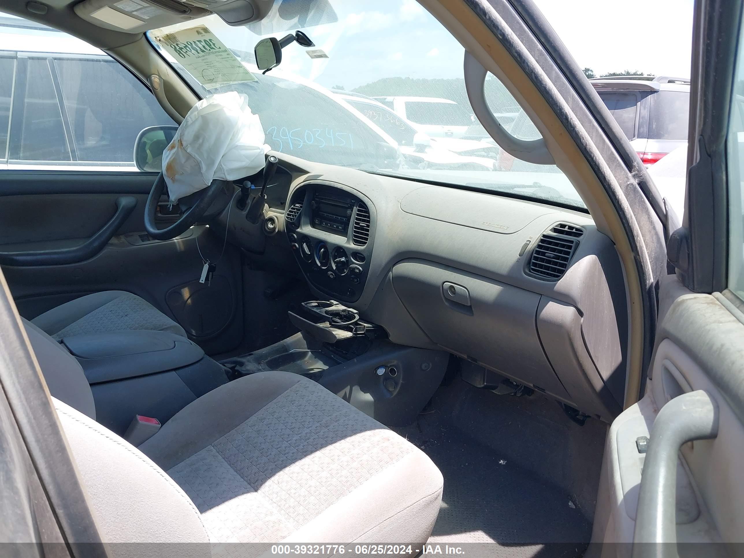 TOYOTA TUNDRA image 5