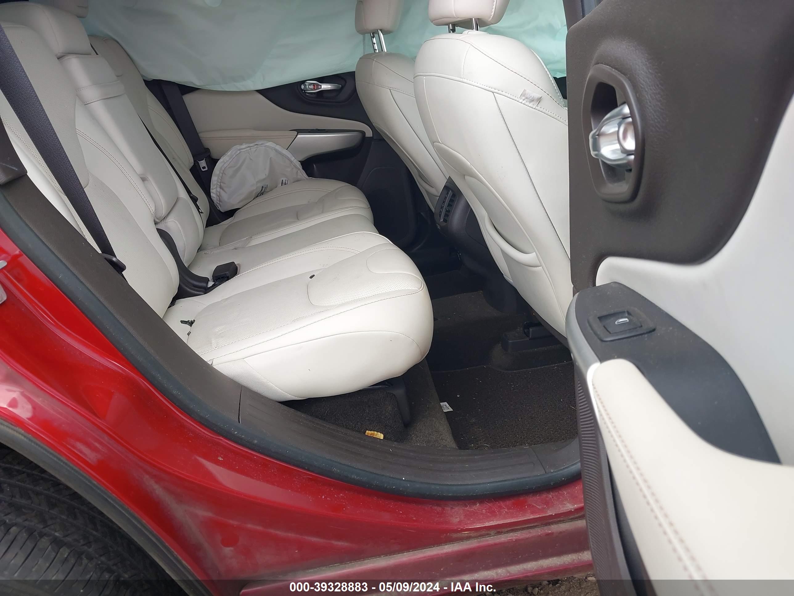 JEEP CHEROKEE image 8
