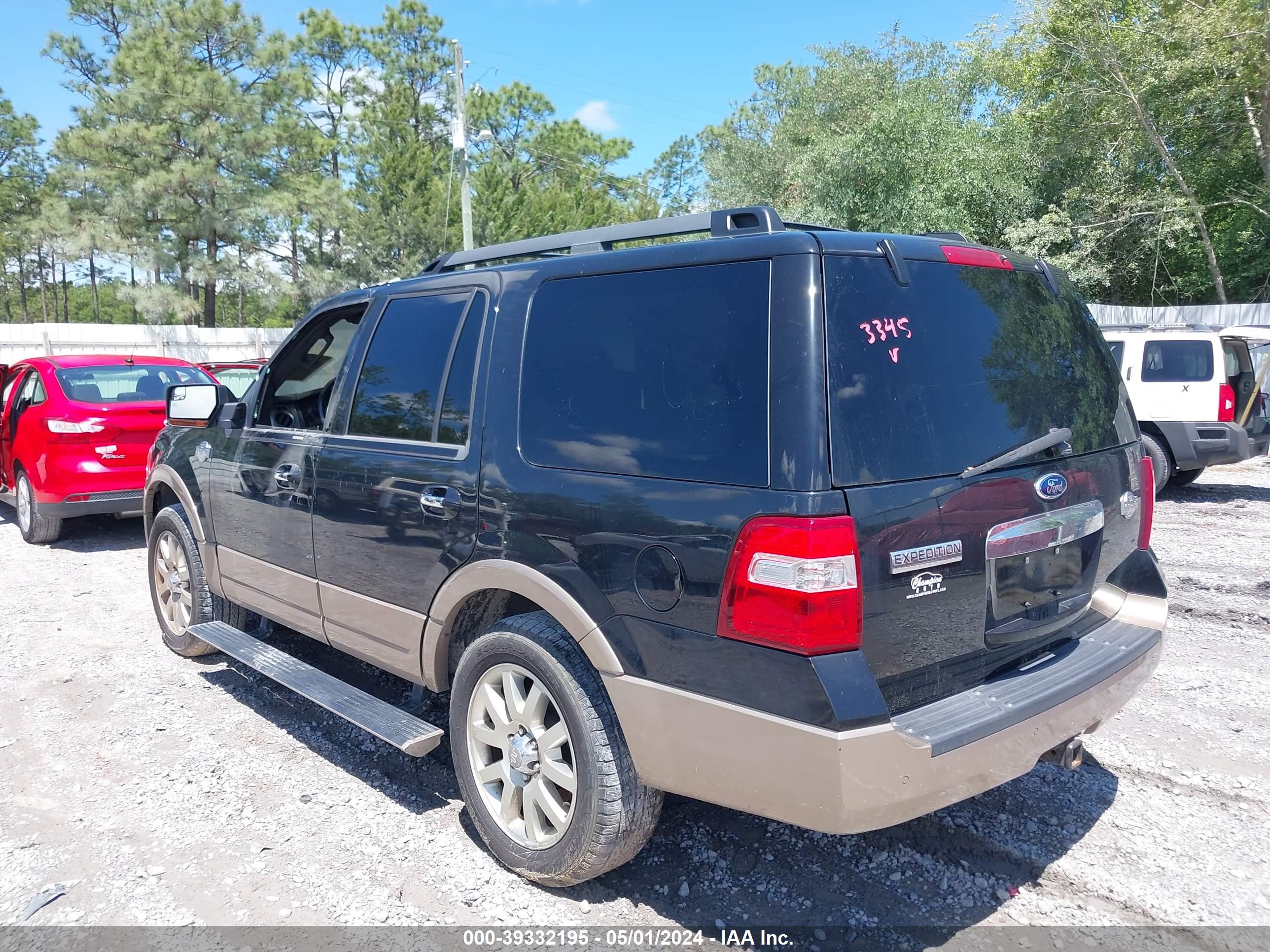 FORD EXPEDITION image 3