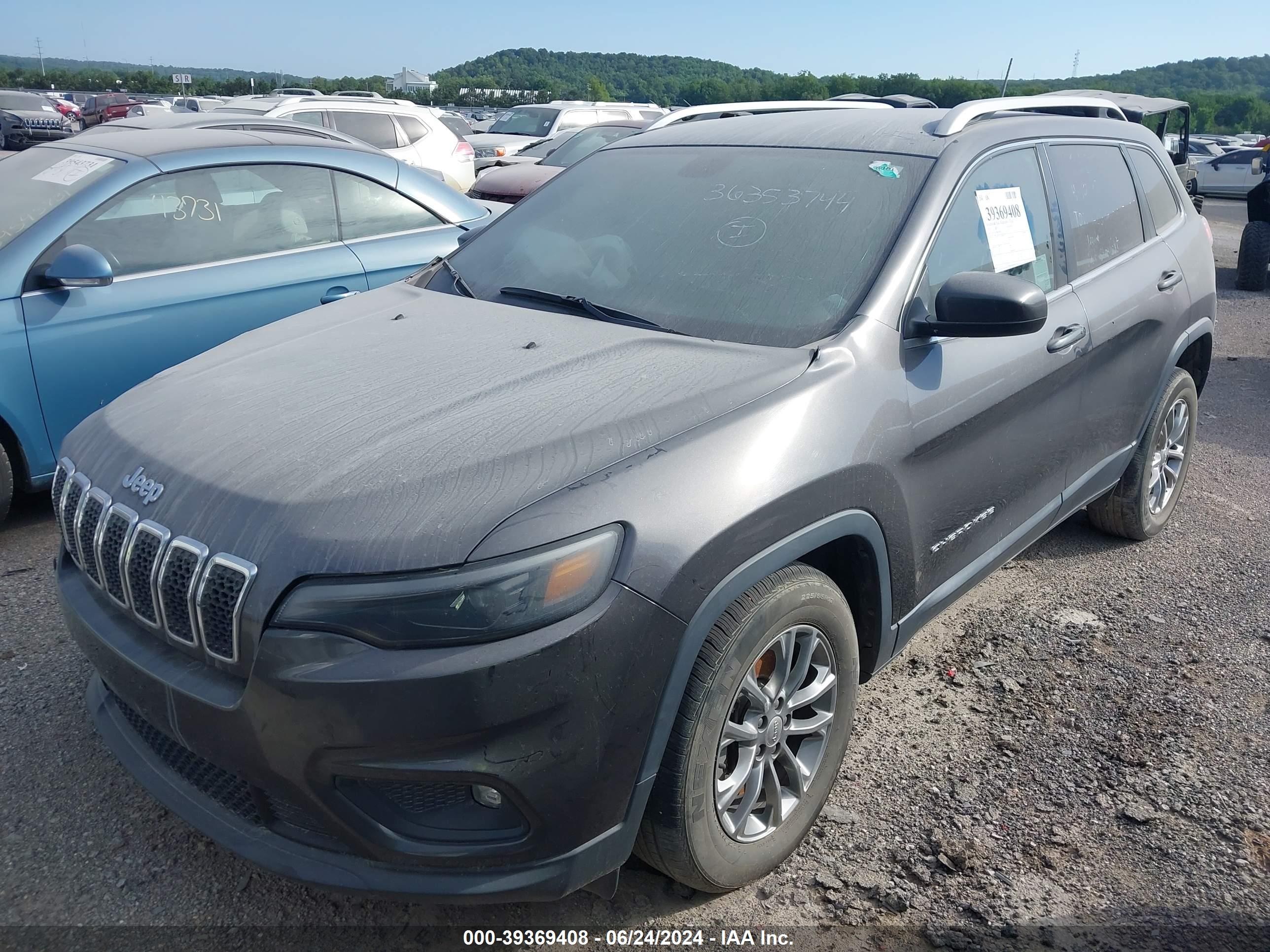 JEEP CHEROKEE image 2