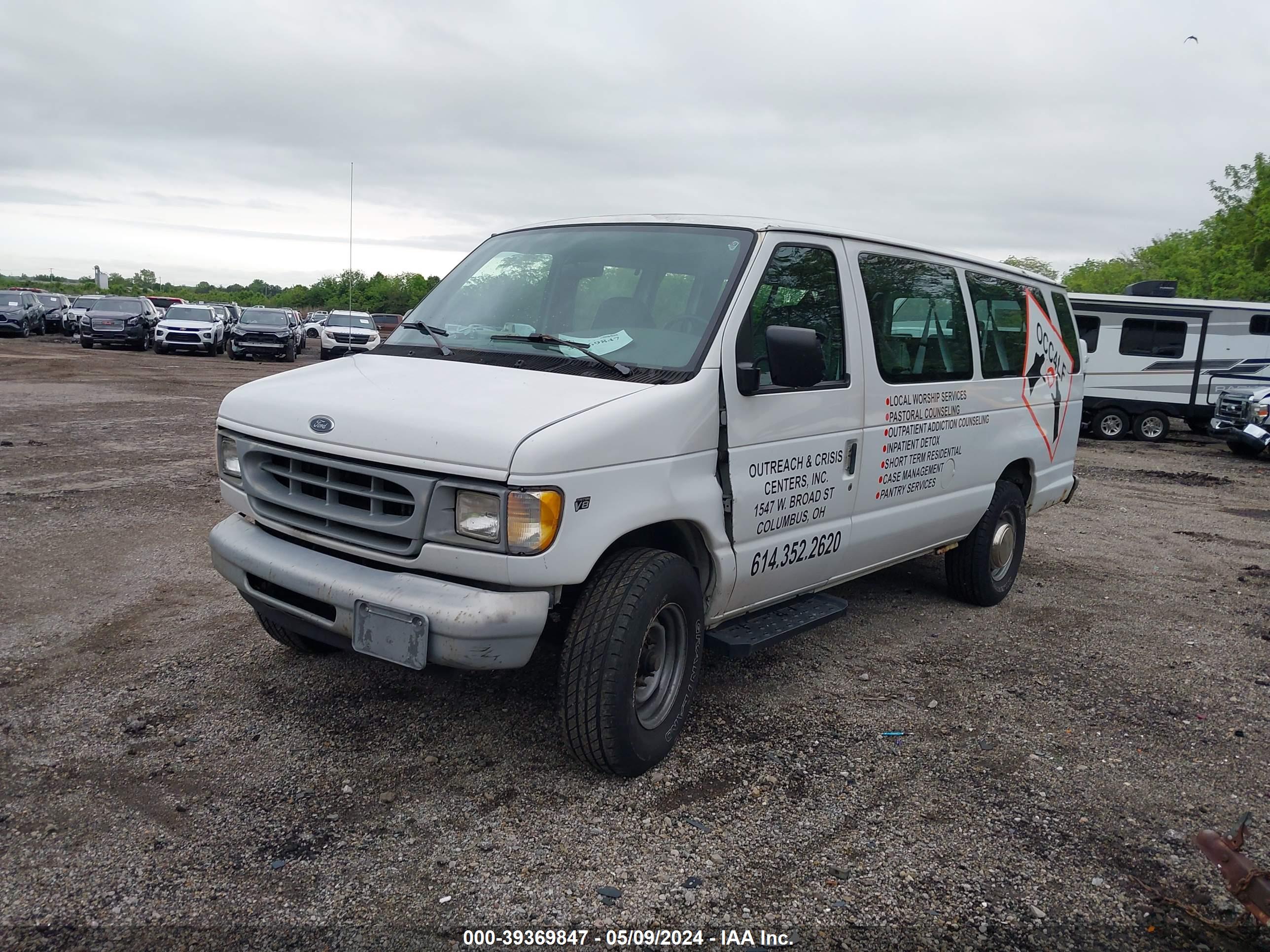 FORD E-350 image 2