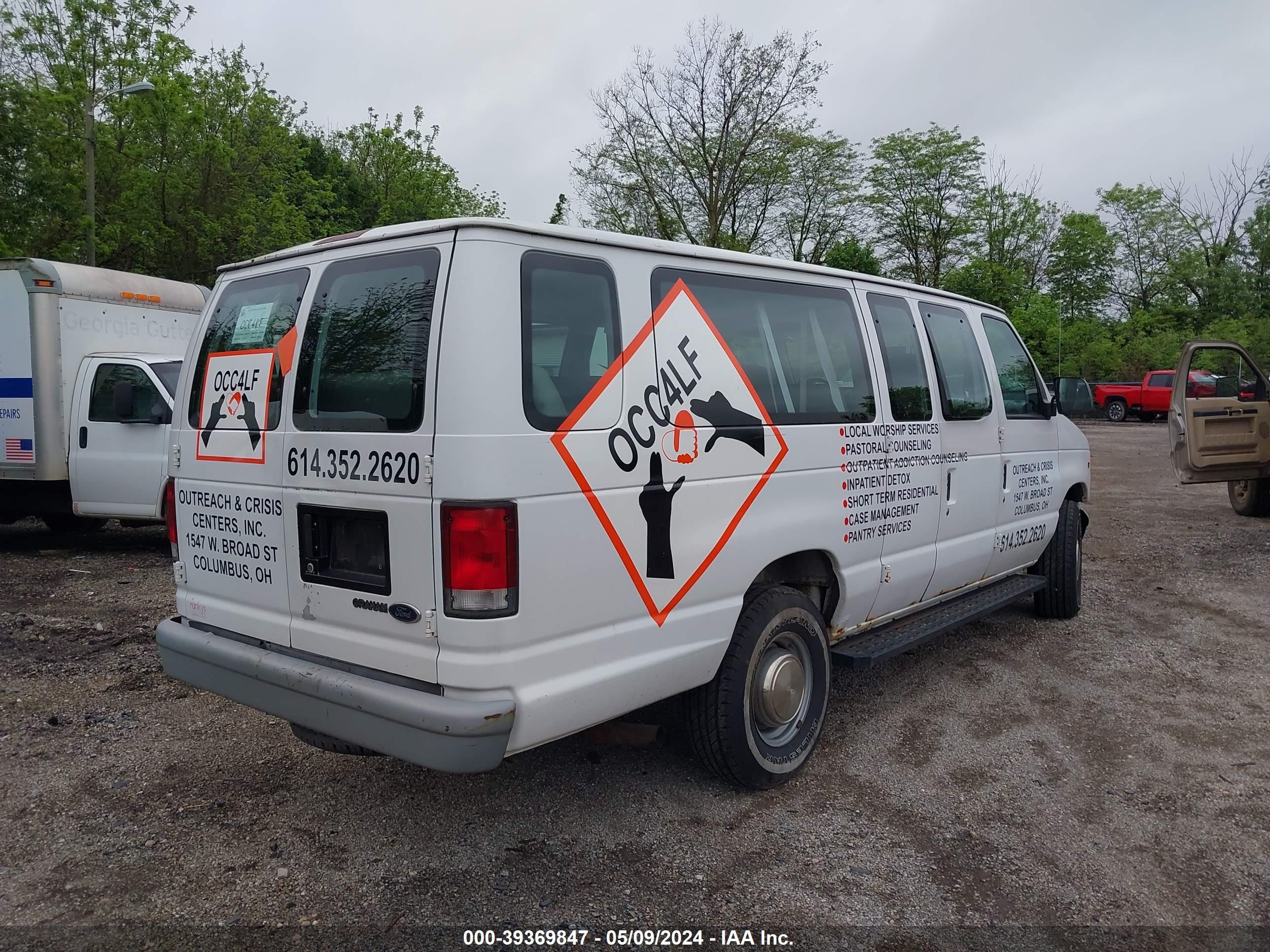 FORD E-350 image 4