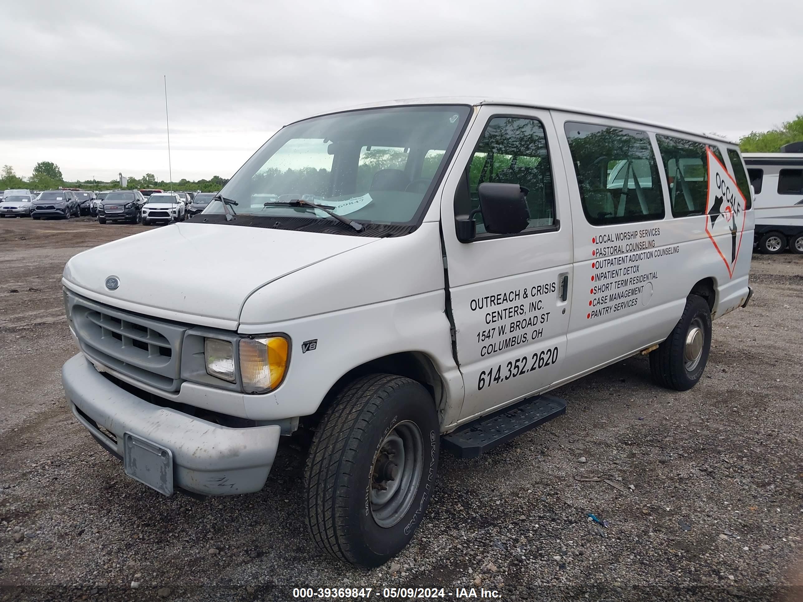 FORD E-350 image 6