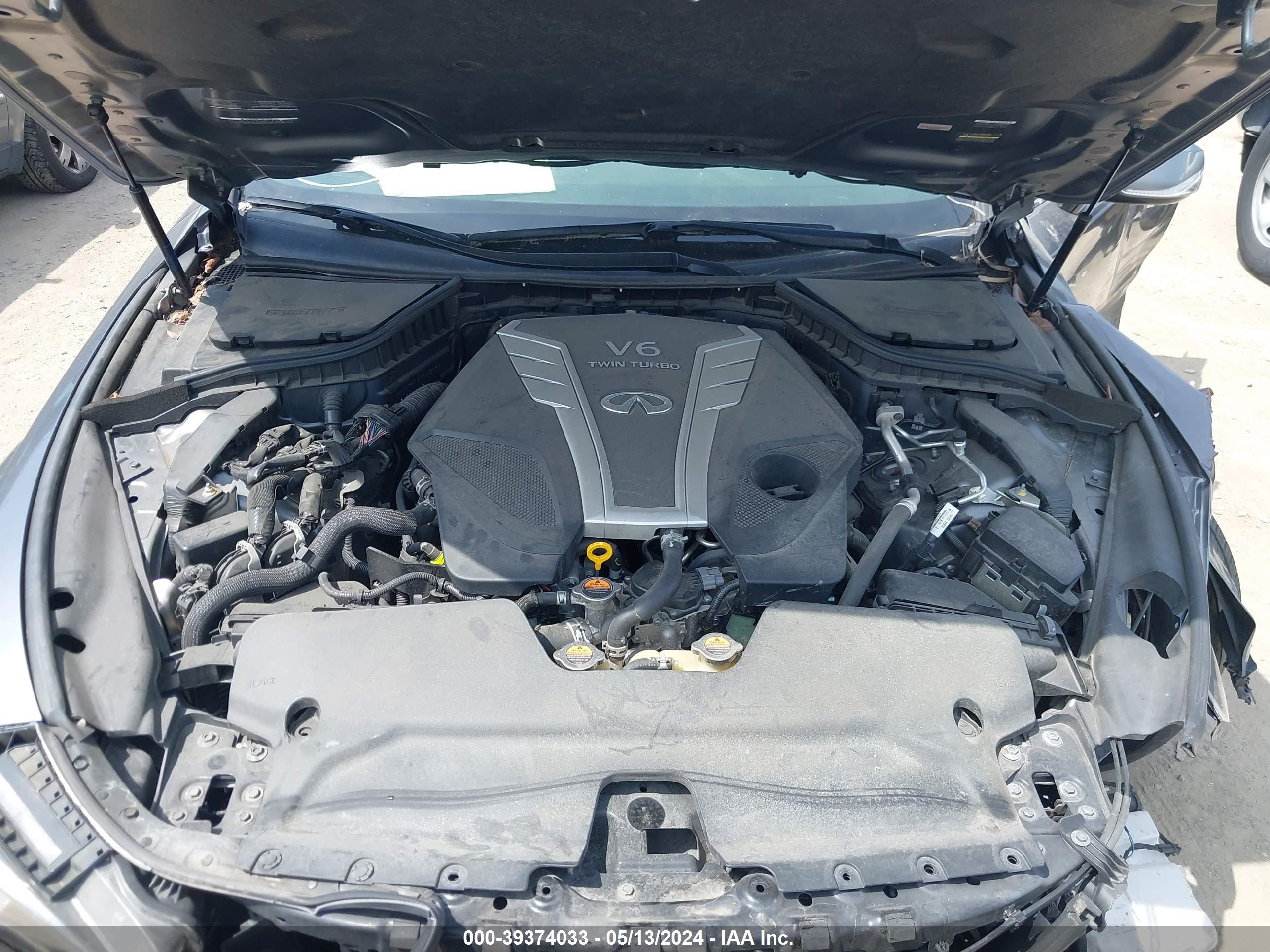 INFINITI Q60 image 10